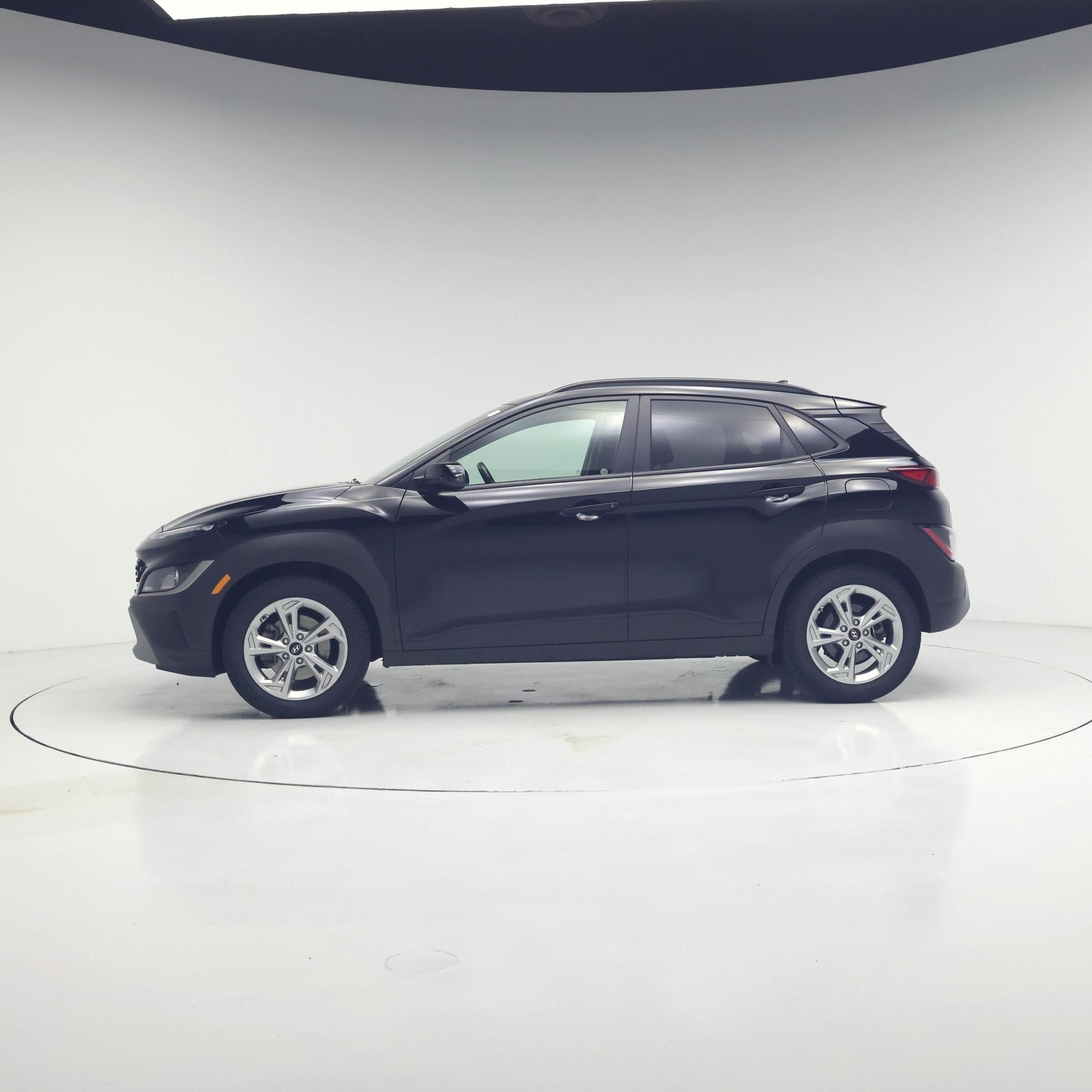 Thumbnail: 2023 Hyundai Kona - 3