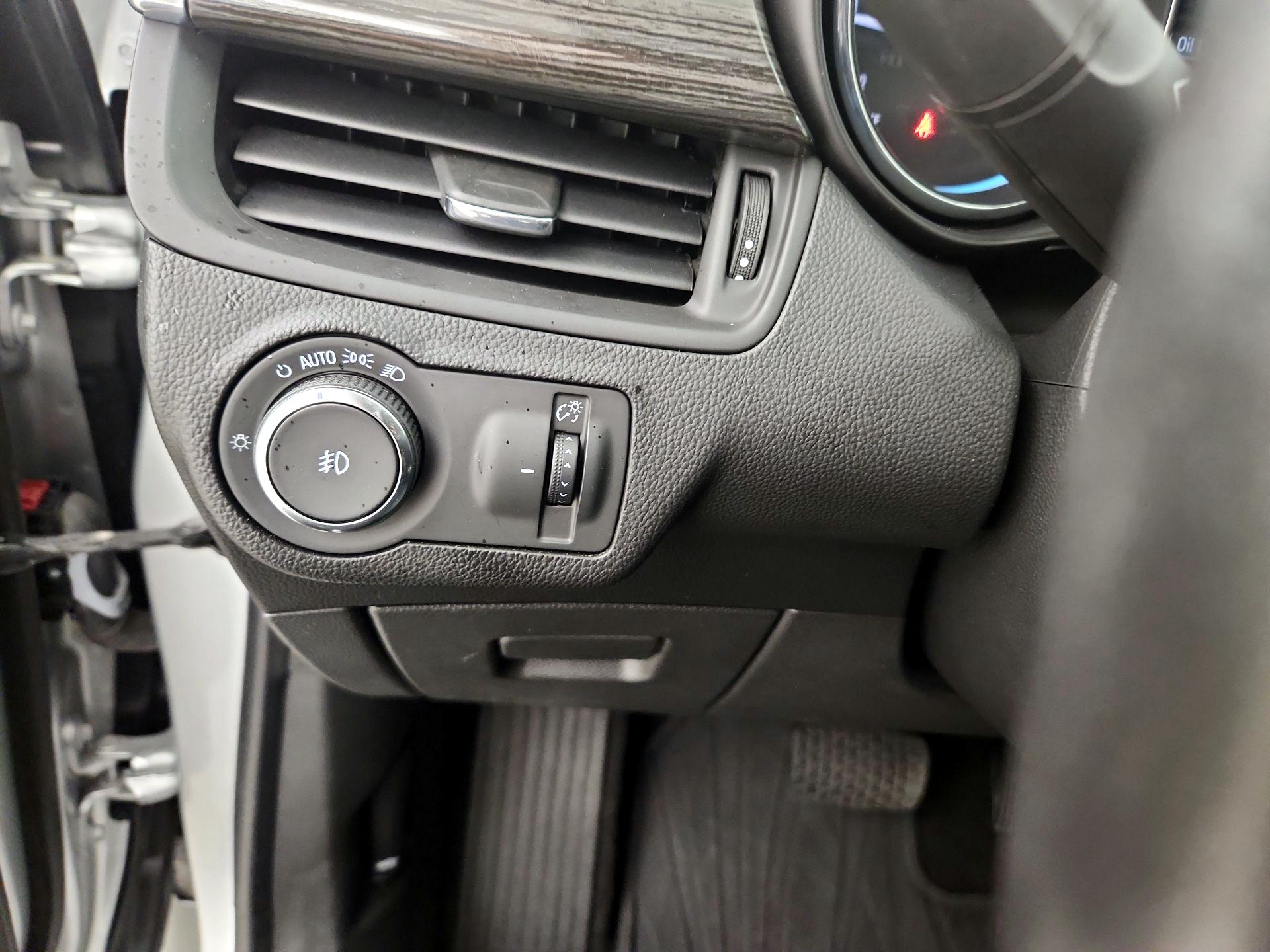 Thumbnail: 2017 Buick Envision - 13