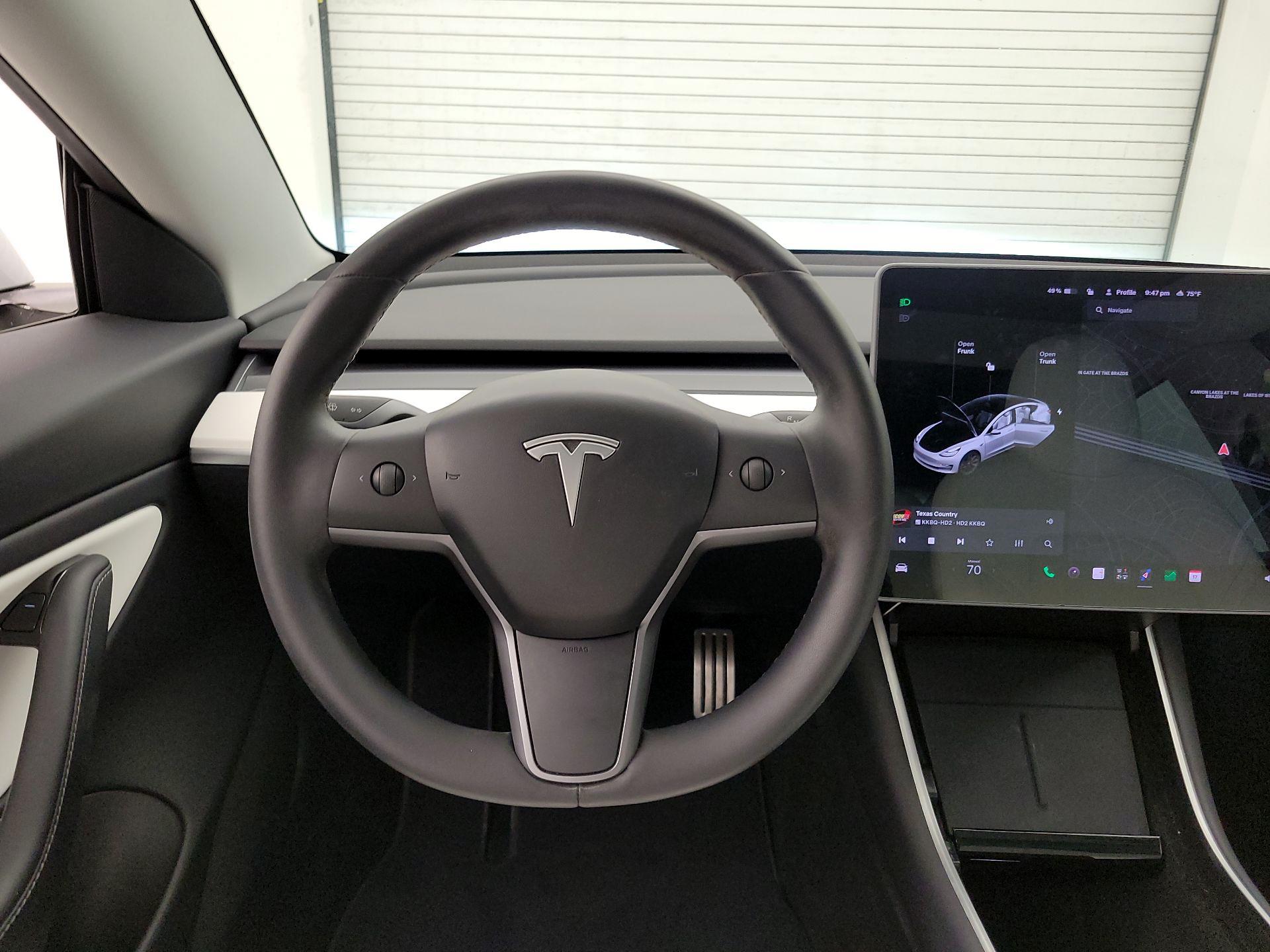 Thumbnail: 2020 Tesla Model 3 - 10