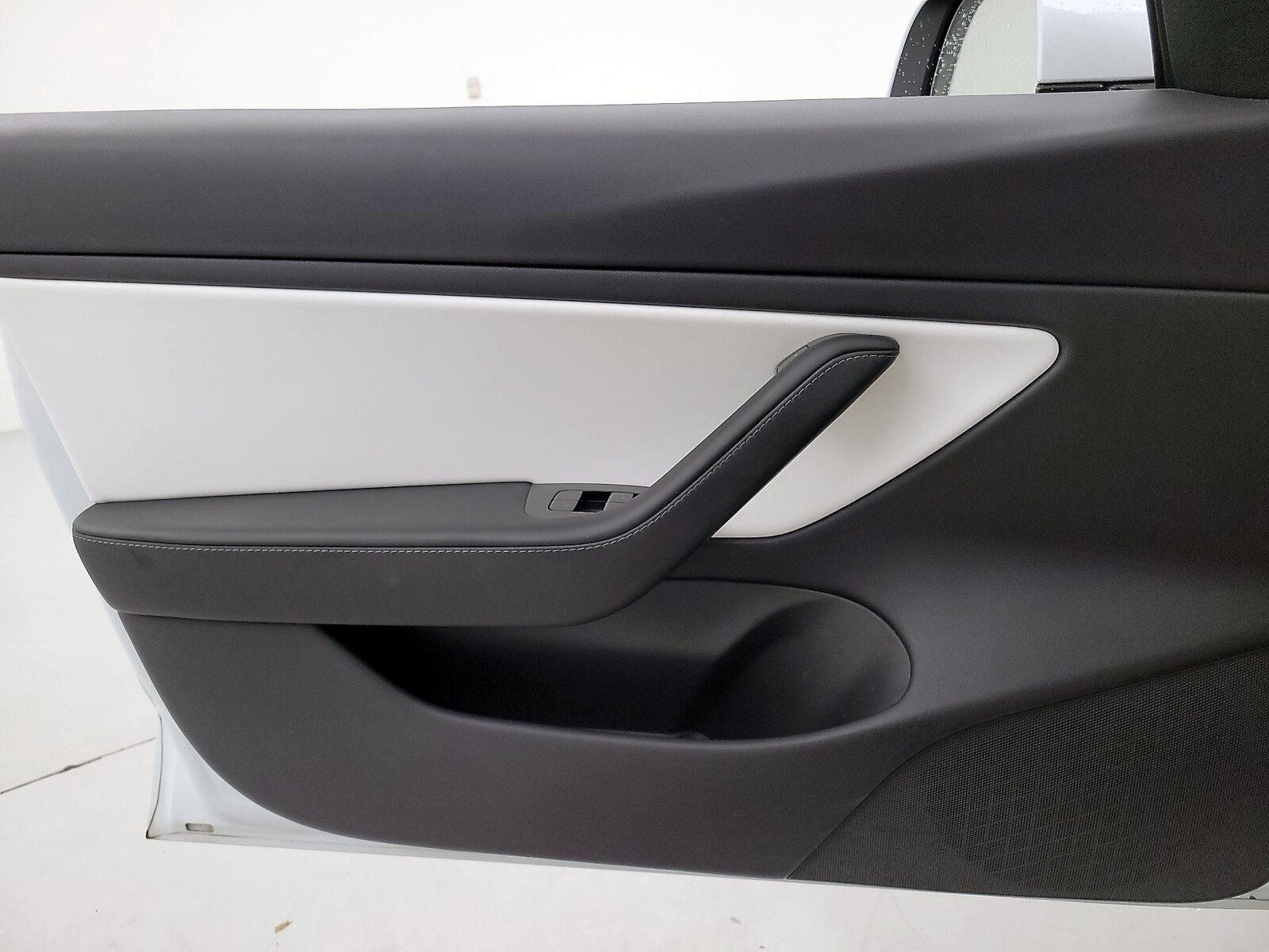 2020 Tesla Model 3 Base - Photo 13