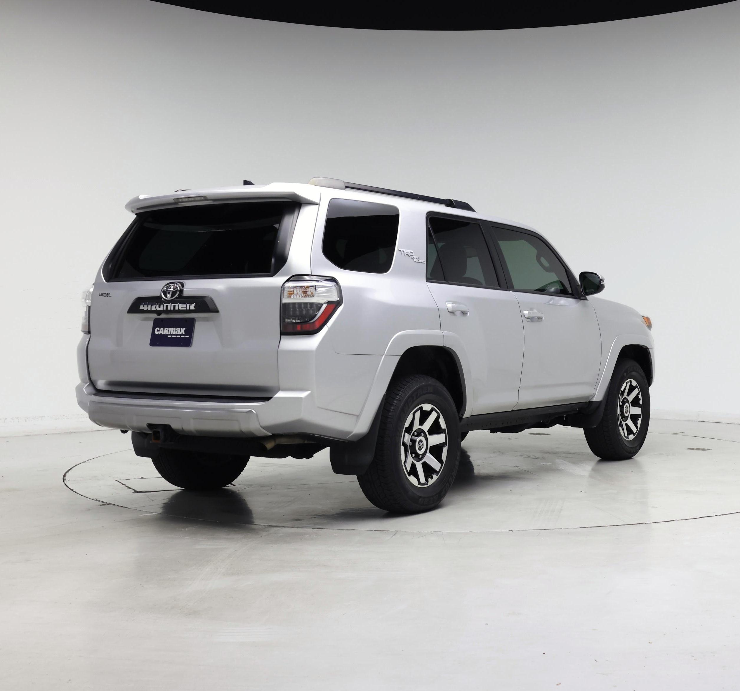 Thumbnail: 2023 Toyota 4Runner - 8