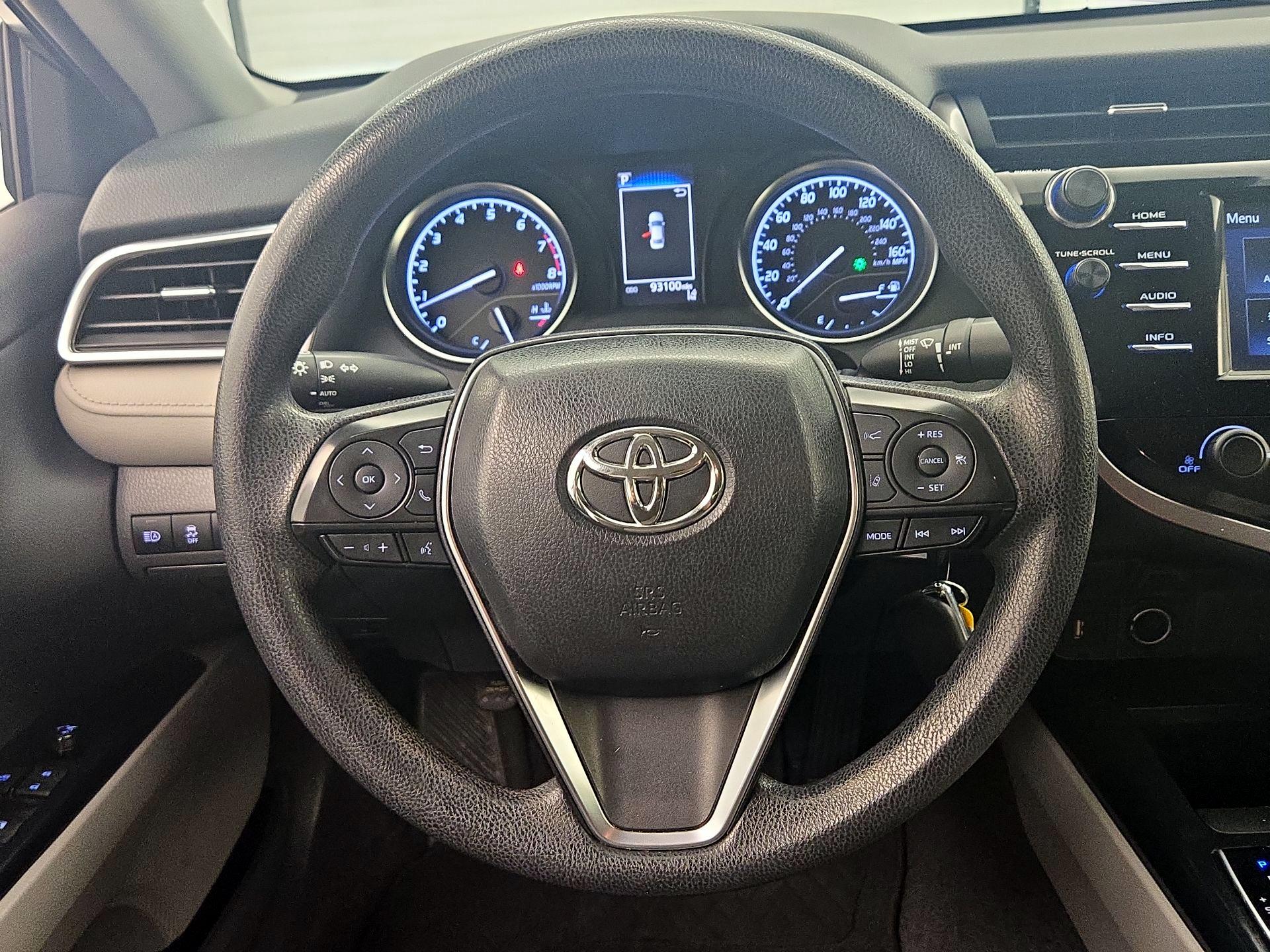 Thumbnail: 2018 Toyota Camry - 10