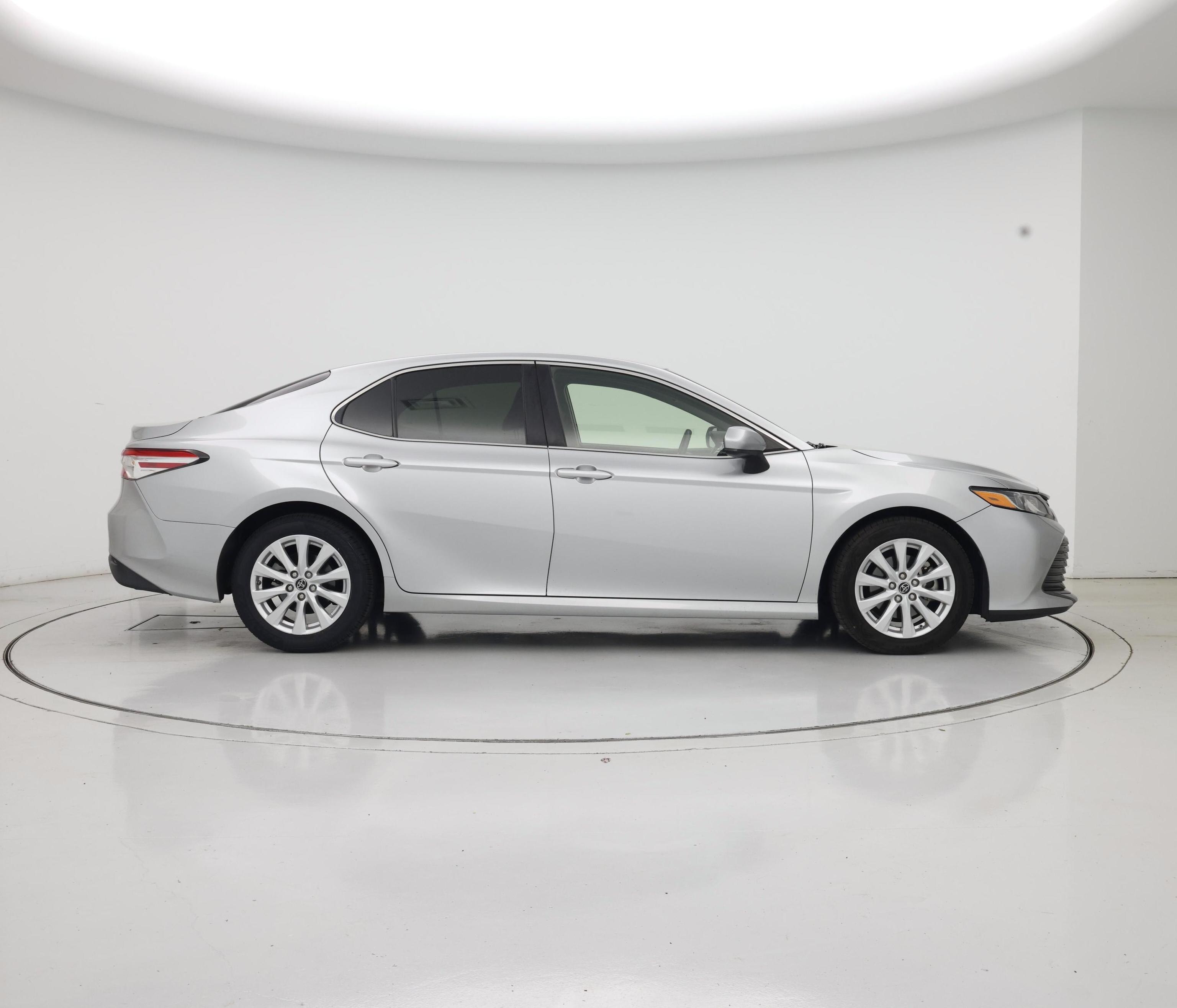 Thumbnail: 2018 Toyota Camry - 7