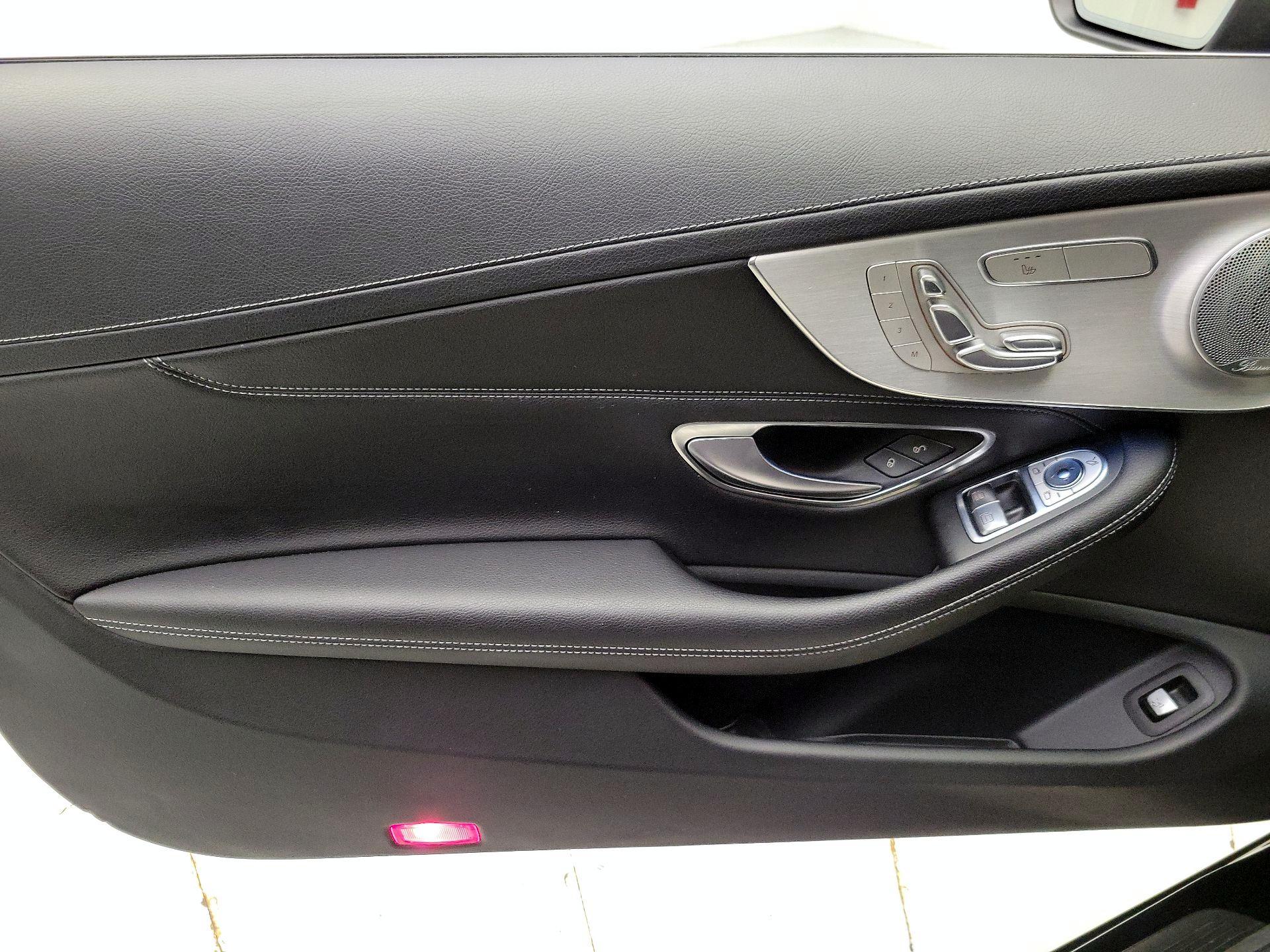 Thumbnail: 2017 Mercedes-Benz C-Class - 12