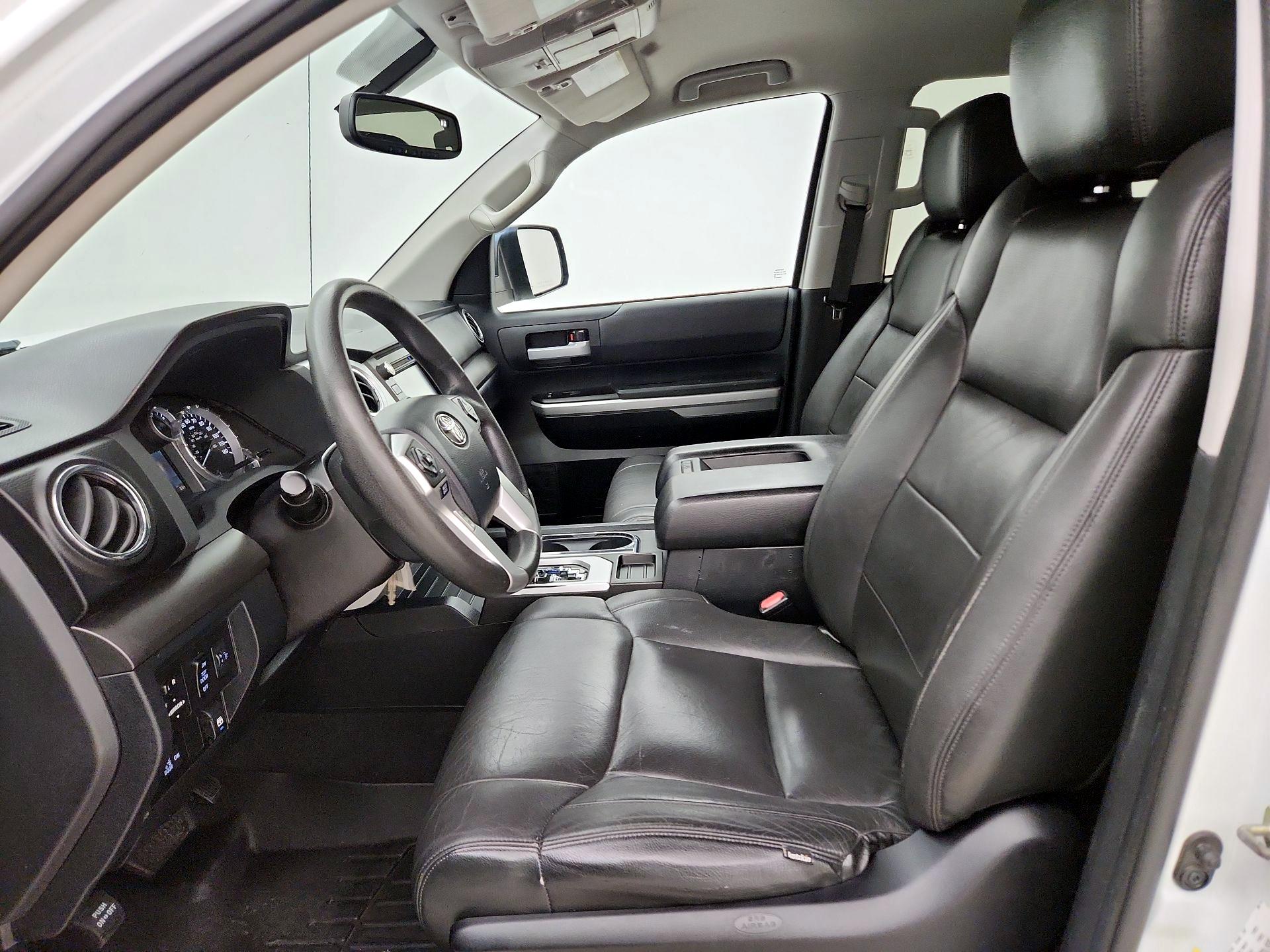 Thumbnail: 2016 Toyota Tundra - 11