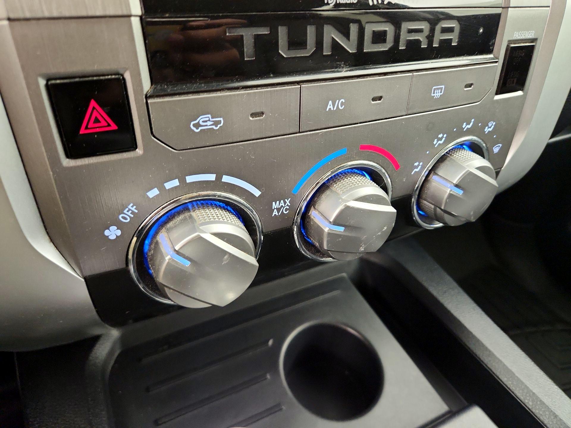 Thumbnail: 2016 Toyota Tundra - 16