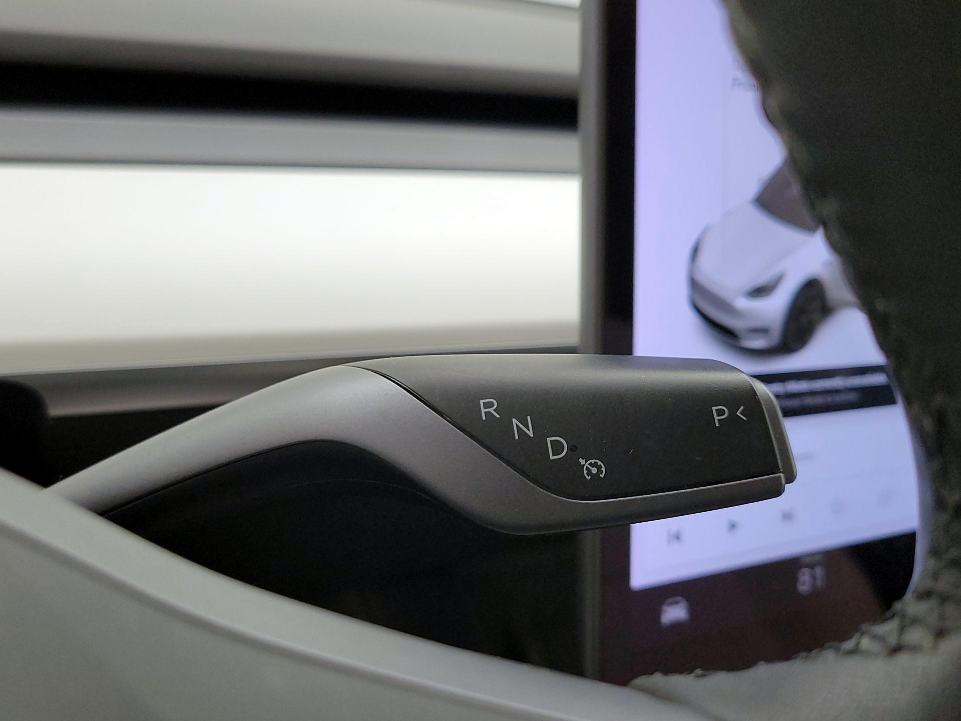 Thumbnail: 2022 Tesla Model Y - 17