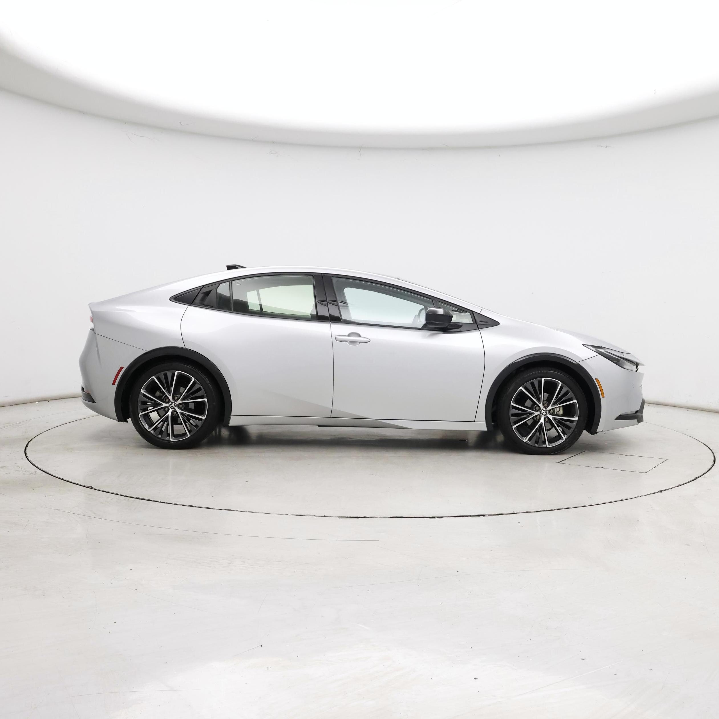 Thumbnail: 2023 Toyota Prius - 7