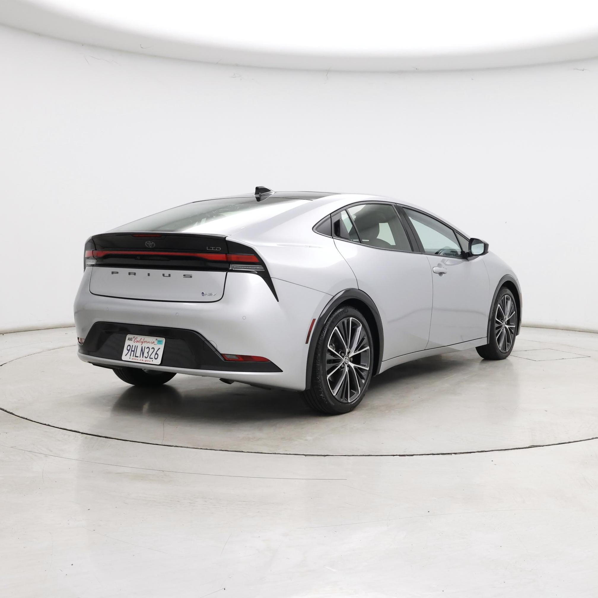Thumbnail: 2023 Toyota Prius - 8