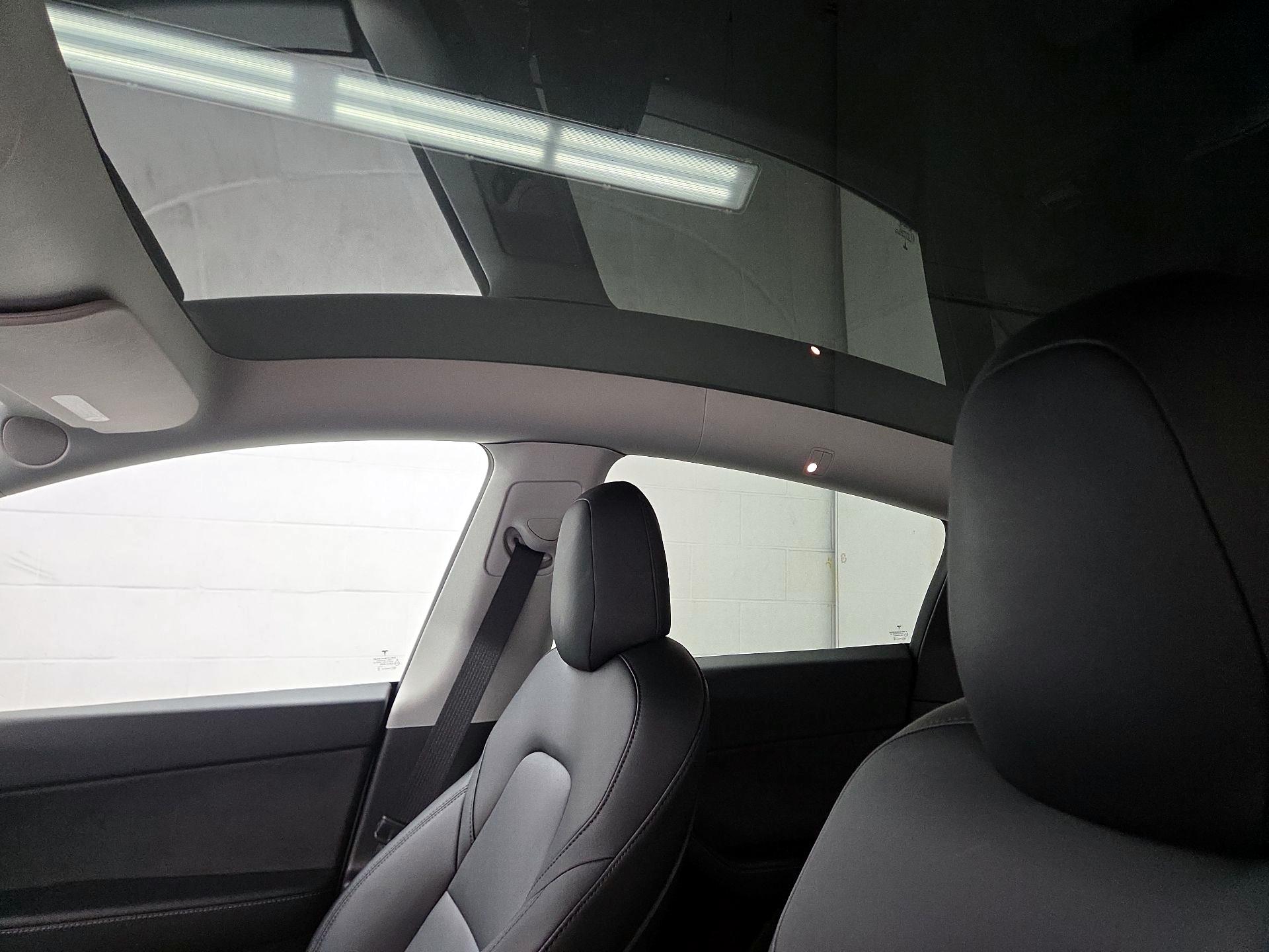 Thumbnail: 2021 Tesla Model Y - 18