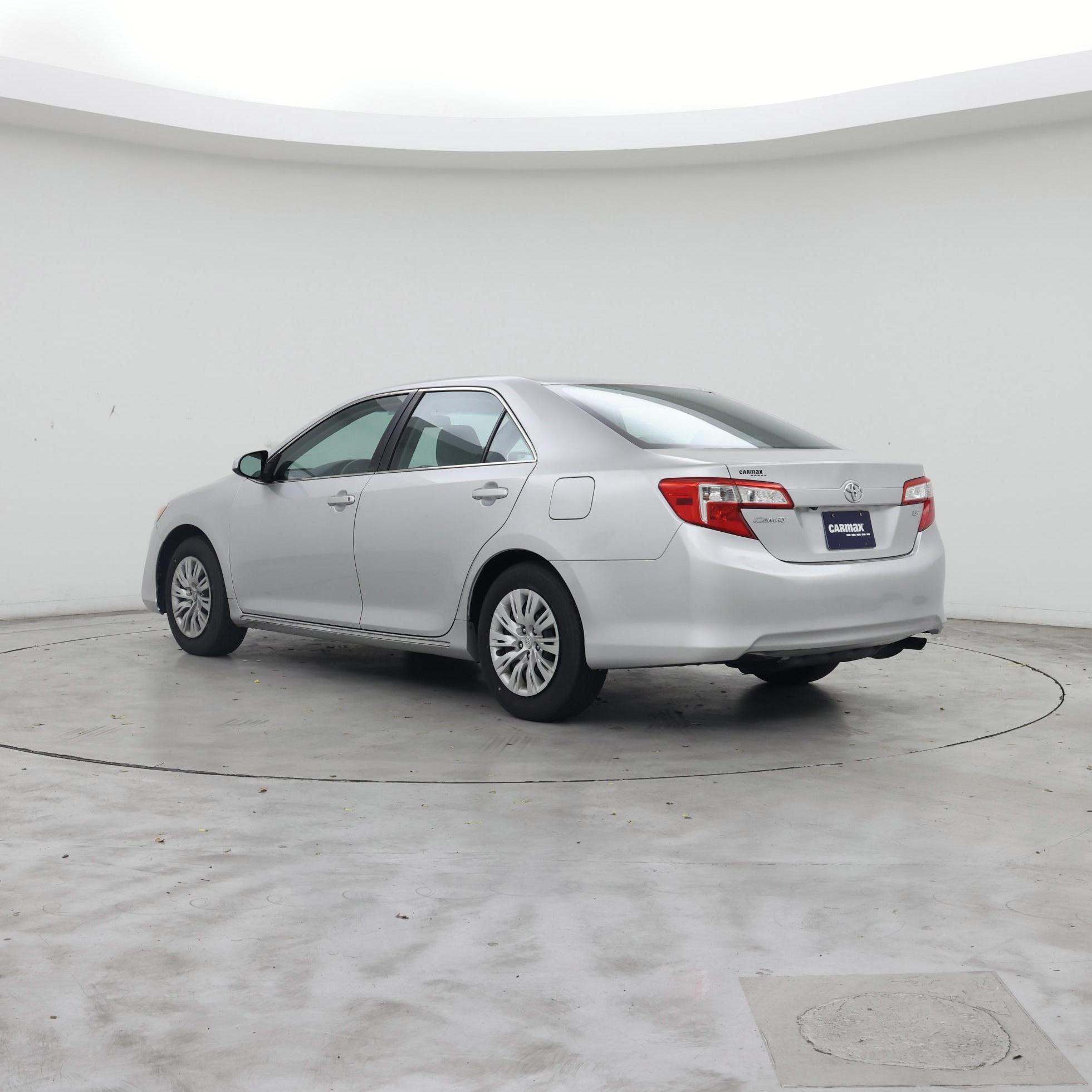 Thumbnail: 2014 Toyota Camry - 2