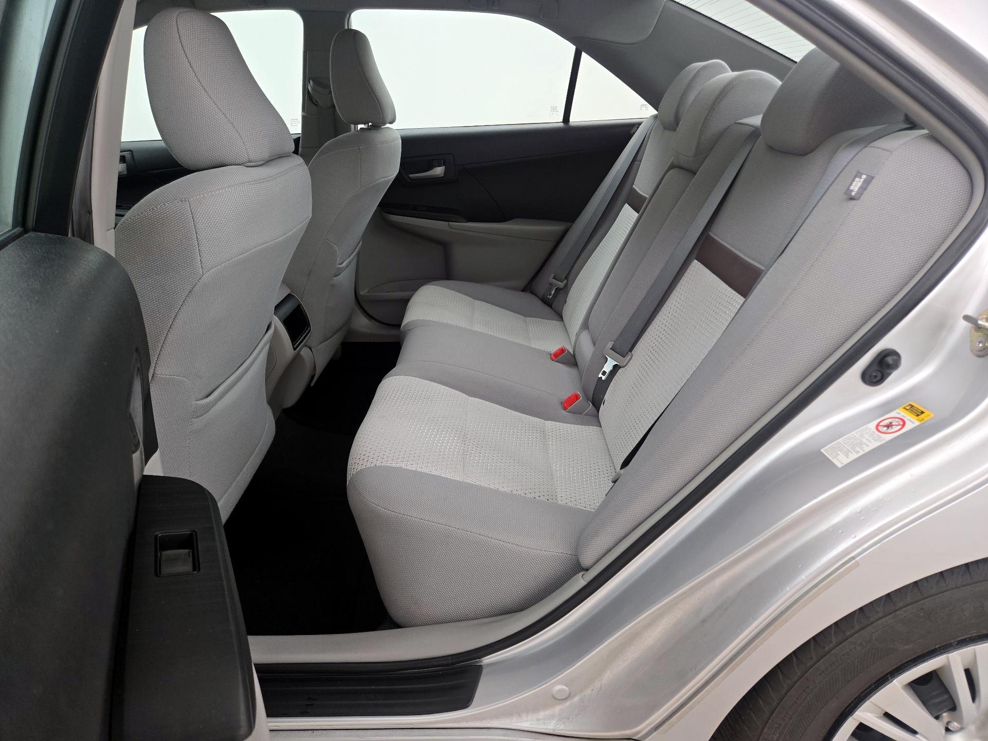 Thumbnail: 2014 Toyota Camry - 19