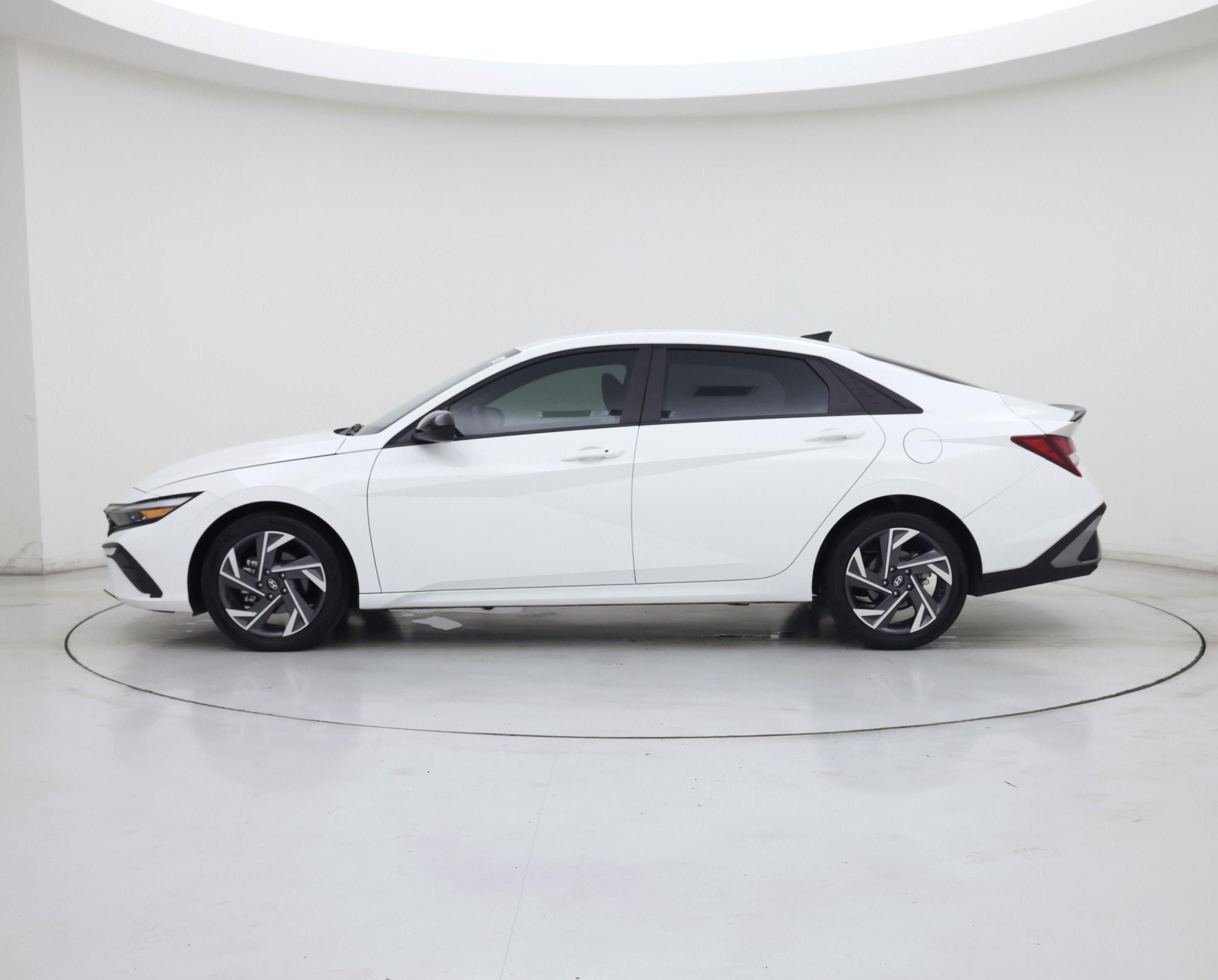 Thumbnail: 2025 Hyundai Elantra - 3
