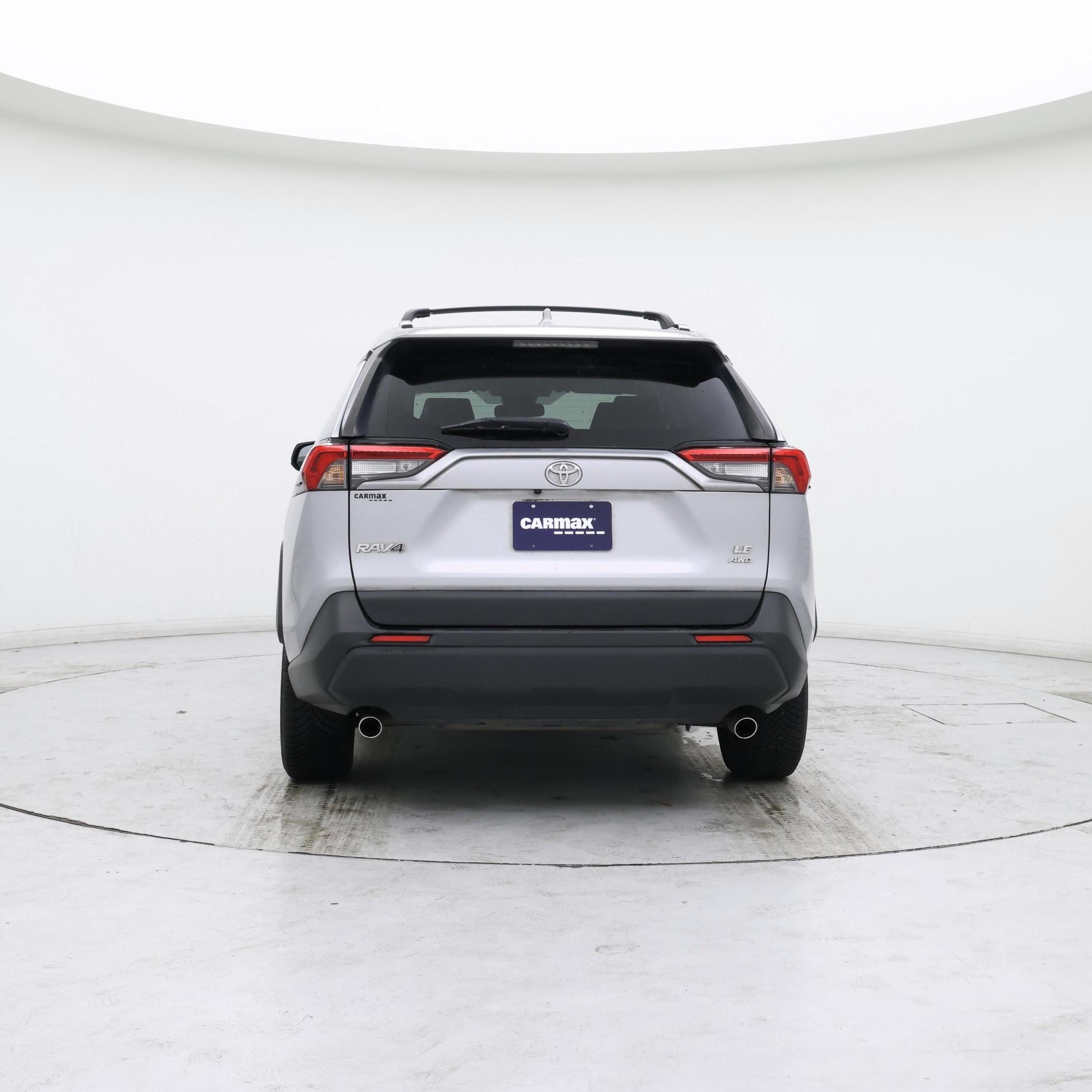 Thumbnail: 2019 Toyota RAV4 - 6