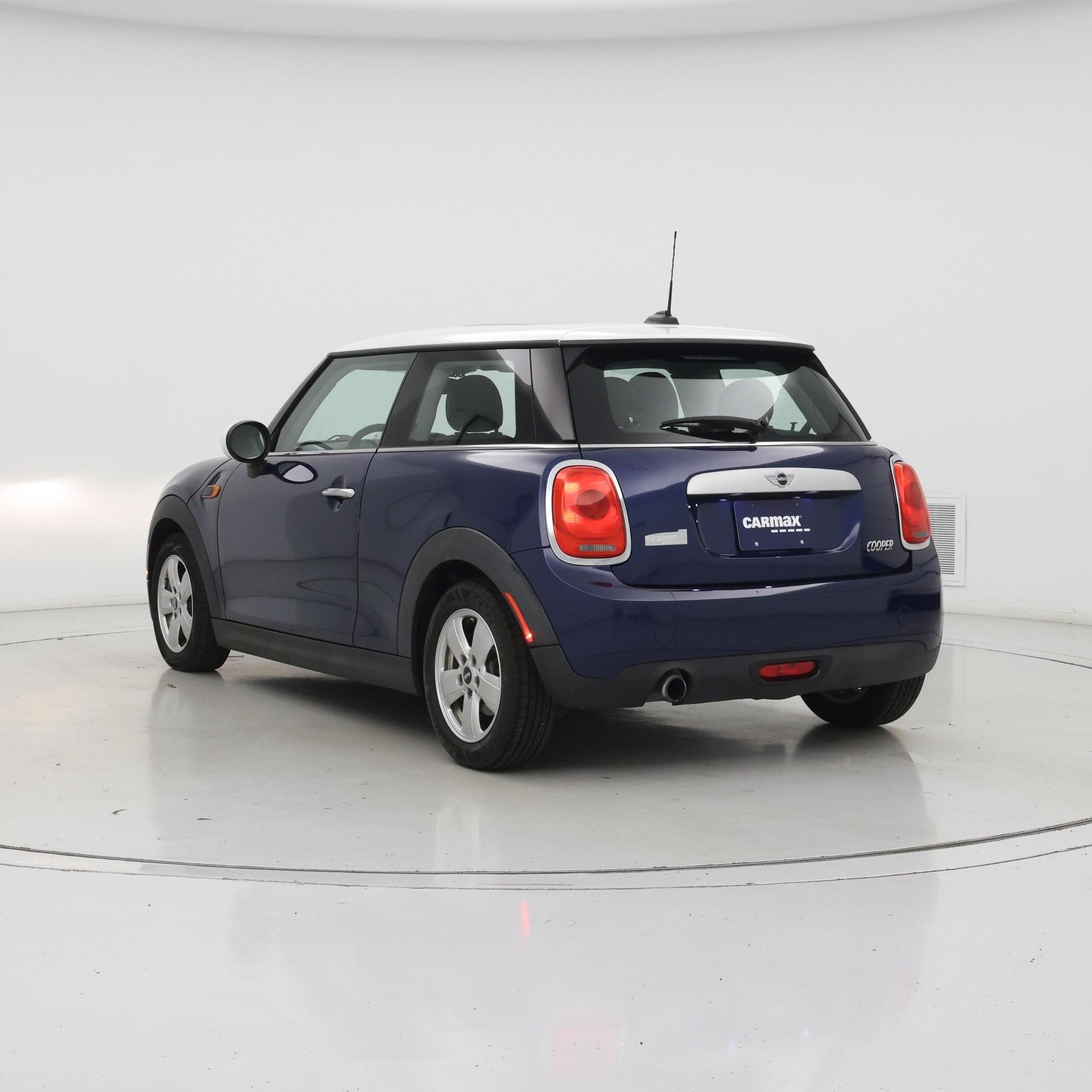 Thumbnail: 2015 MINI Cooper Hardtop - 2