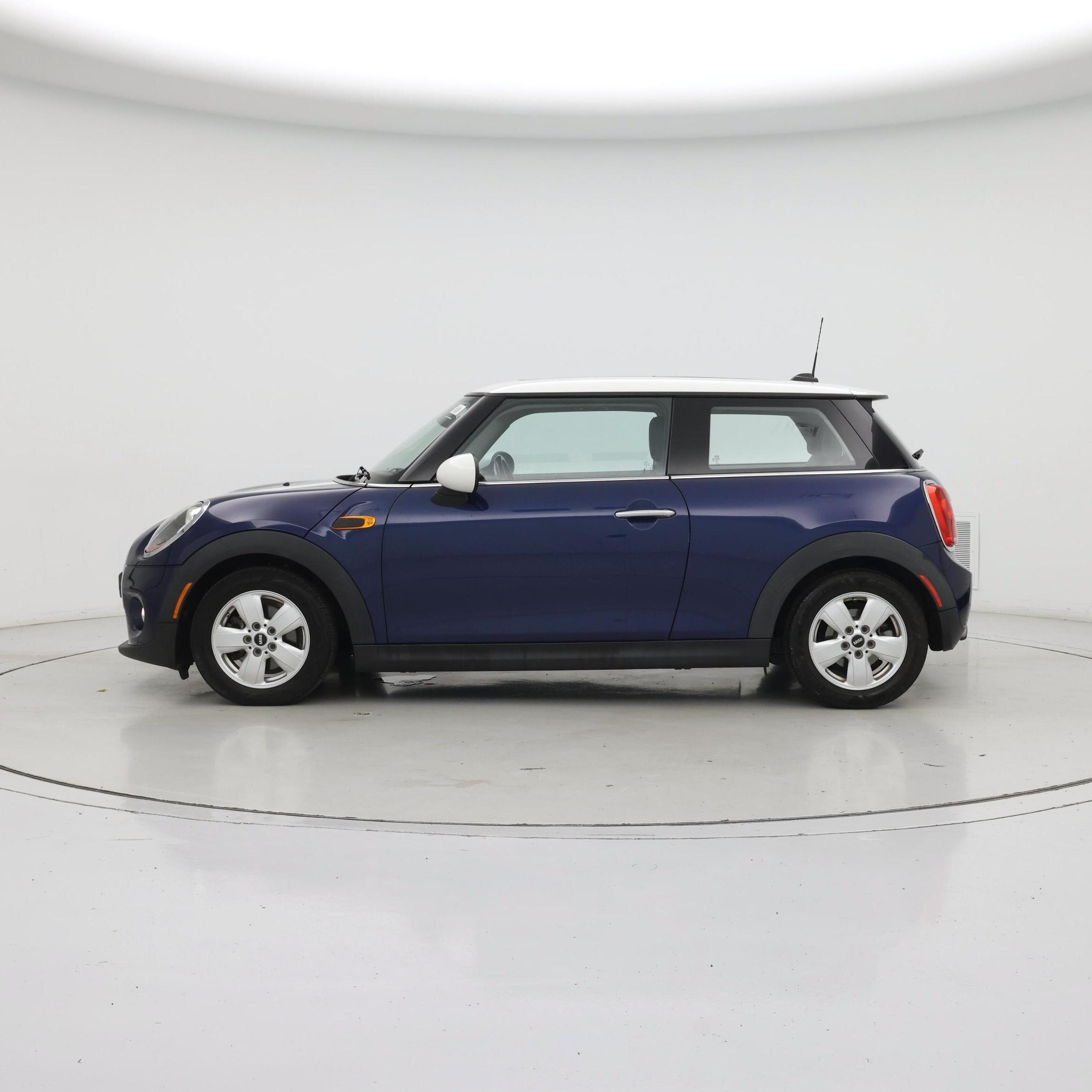 Thumbnail: 2015 MINI Cooper Hardtop - 3