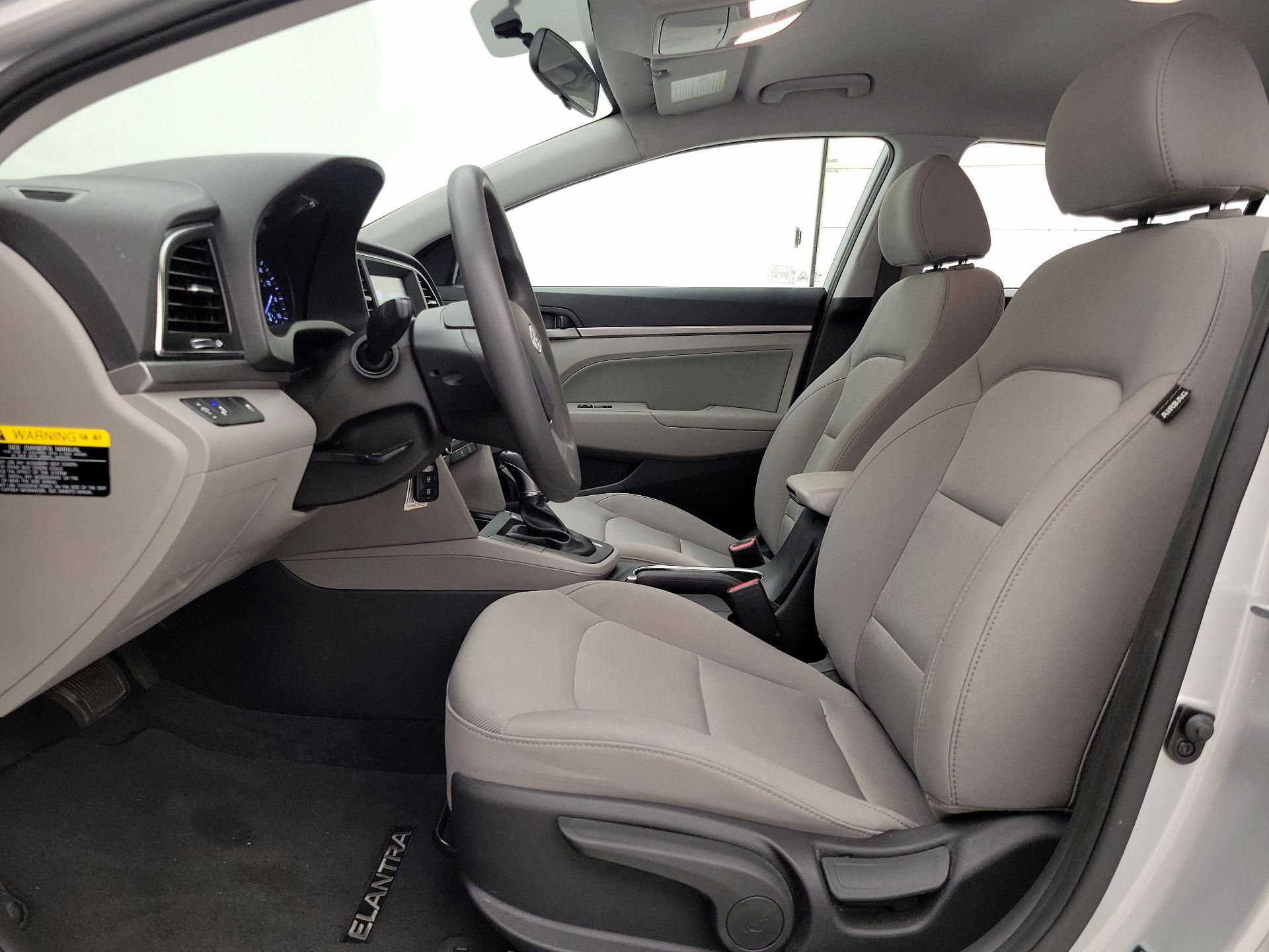 Thumbnail: 2018 Hyundai Elantra - 11