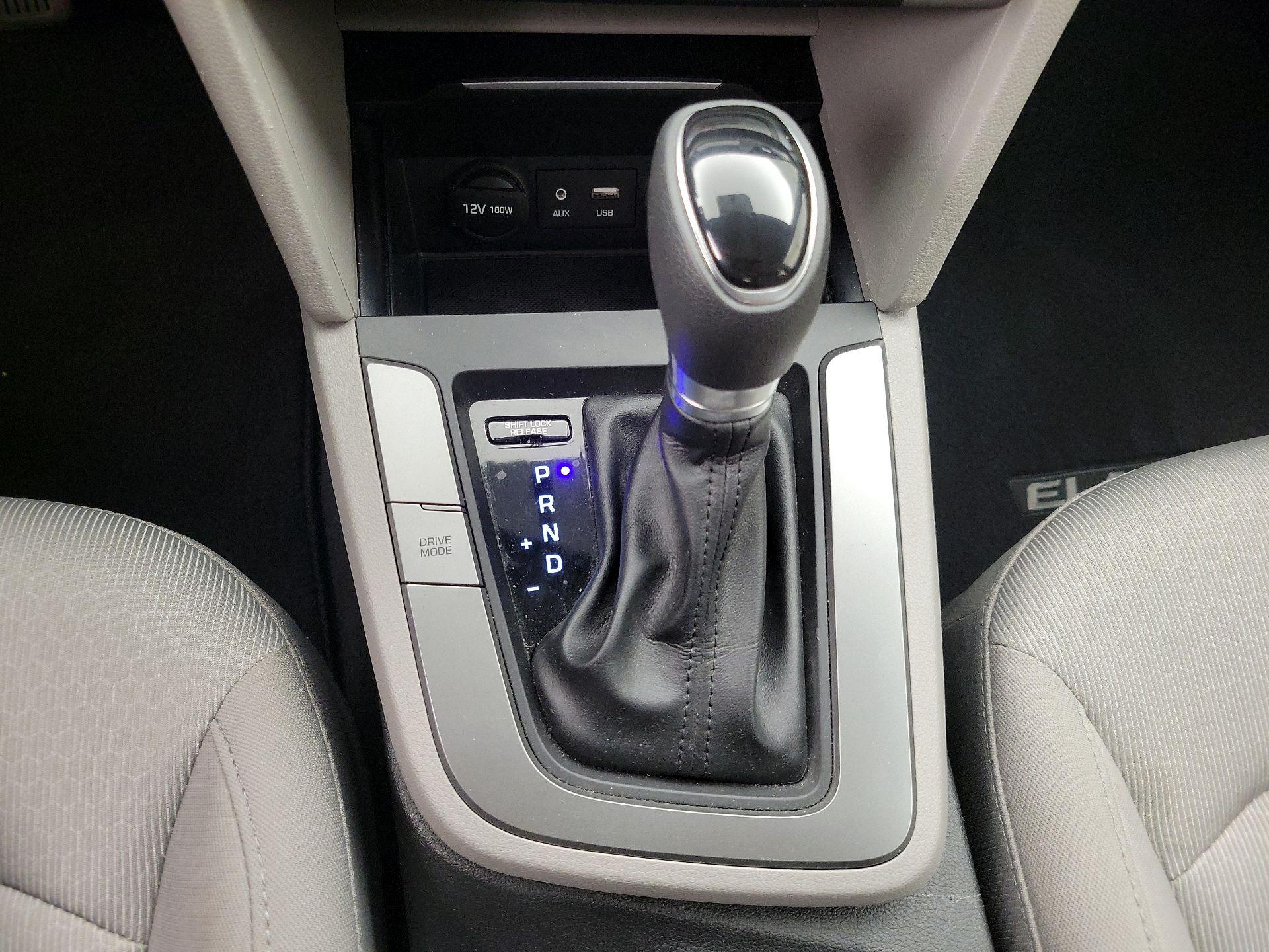 Thumbnail: 2018 Hyundai Elantra - 17
