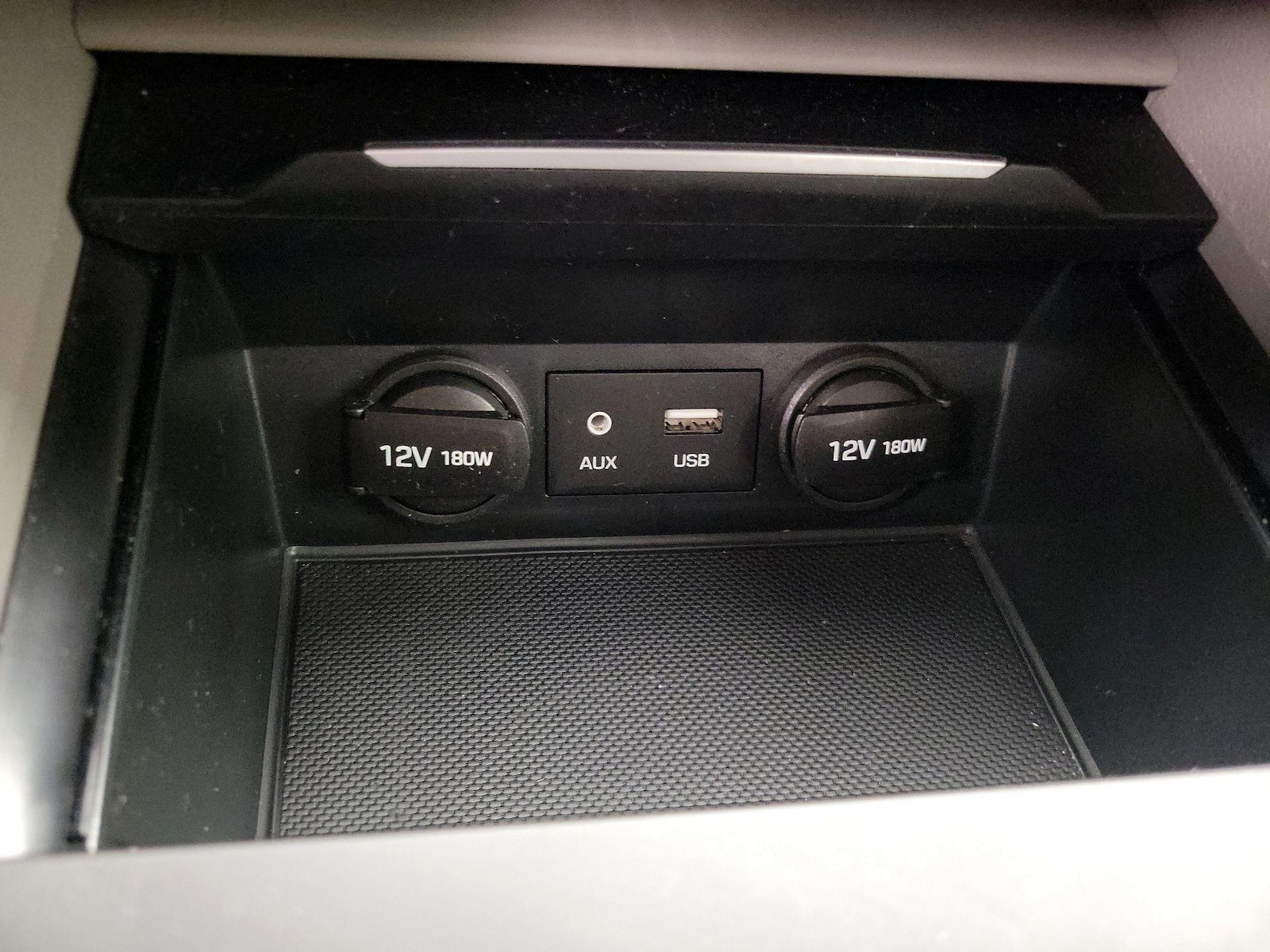 2018 Hyundai Elantra SEL - Photo 19