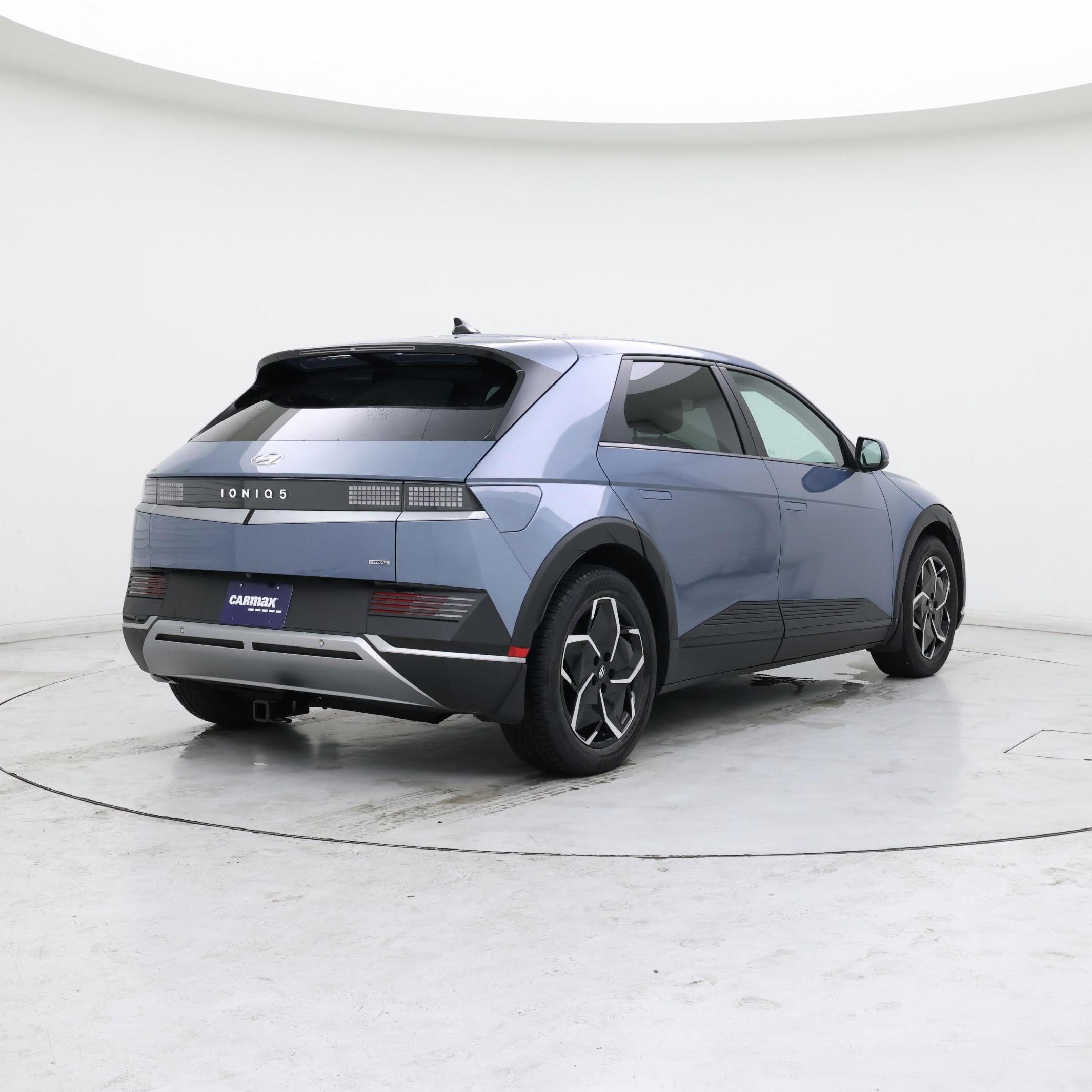 Thumbnail: 2023 Hyundai Ioniq 5 - 8