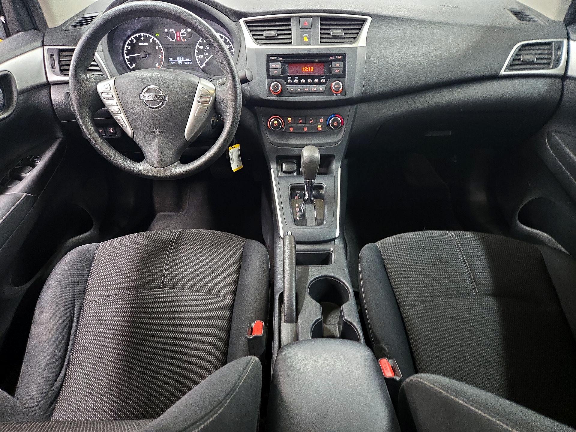 Thumbnail: 2017 Nissan Sentra - 9