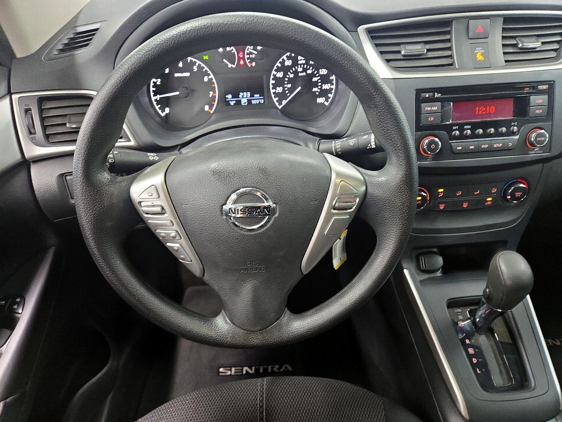 Thumbnail: 2017 Nissan Sentra - 10