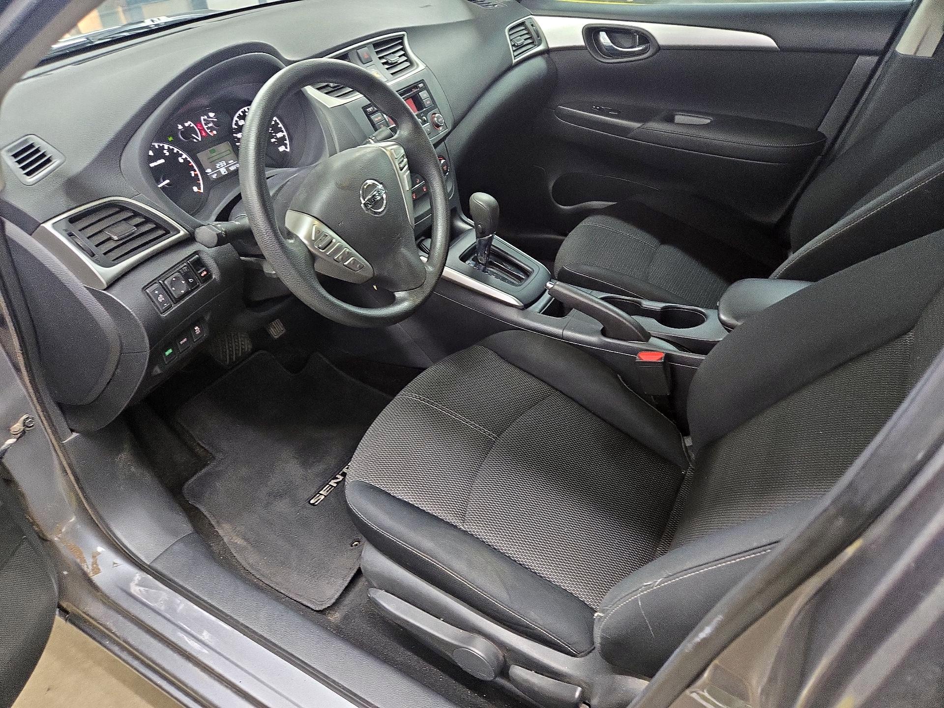Thumbnail: 2017 Nissan Sentra - 11