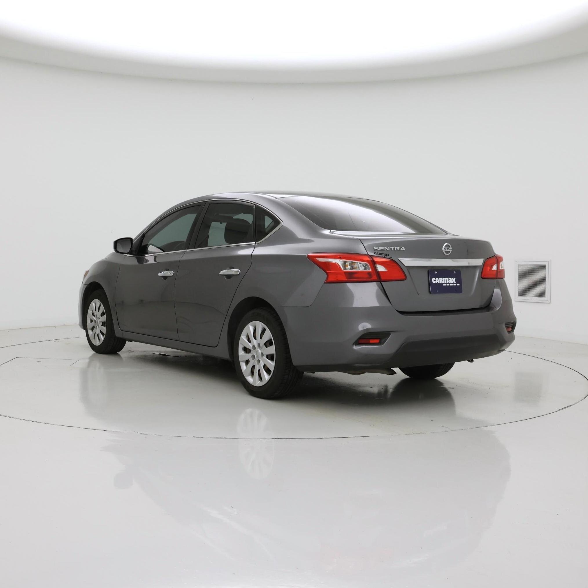 Thumbnail: 2017 Nissan Sentra - 2