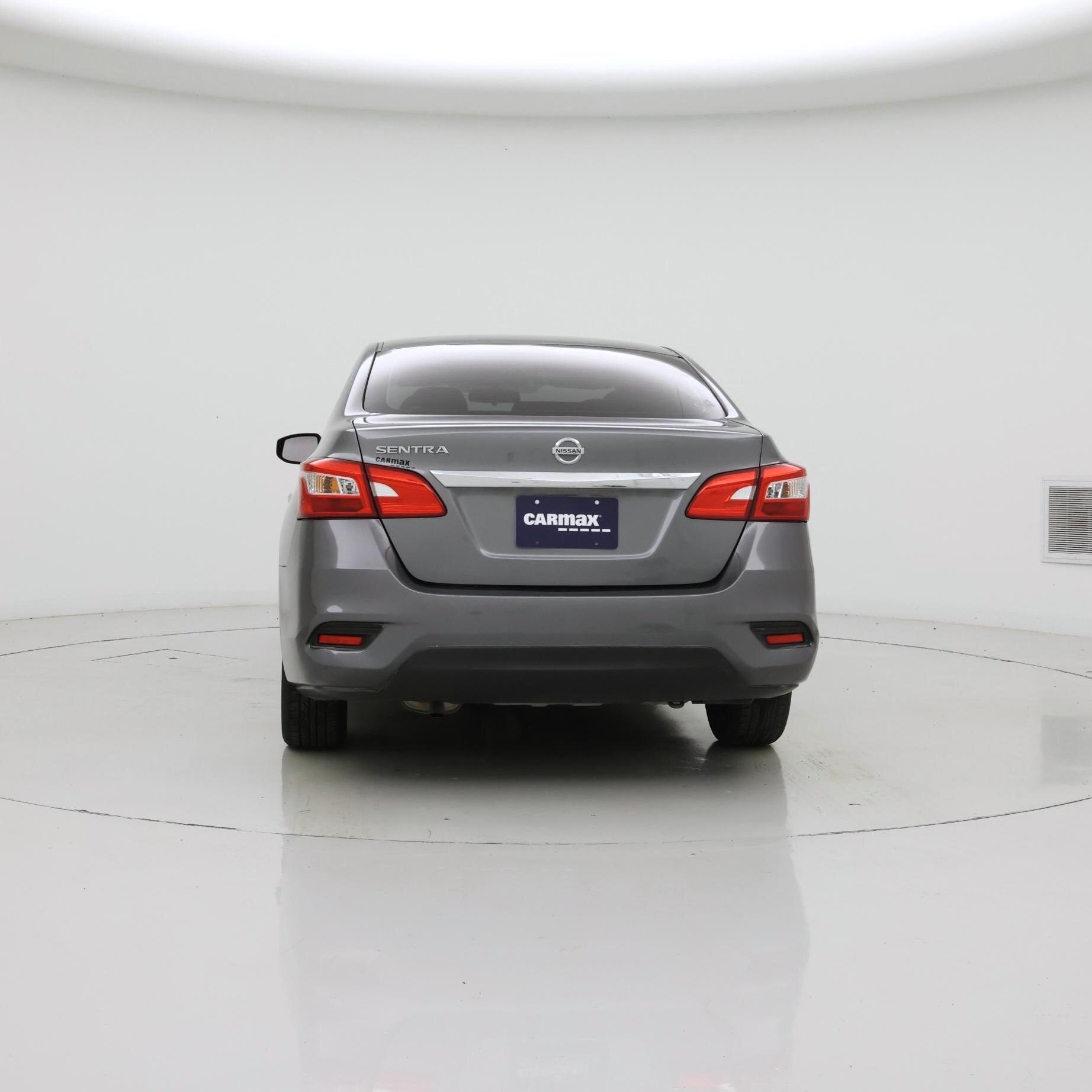 Thumbnail: 2017 Nissan Sentra - 6