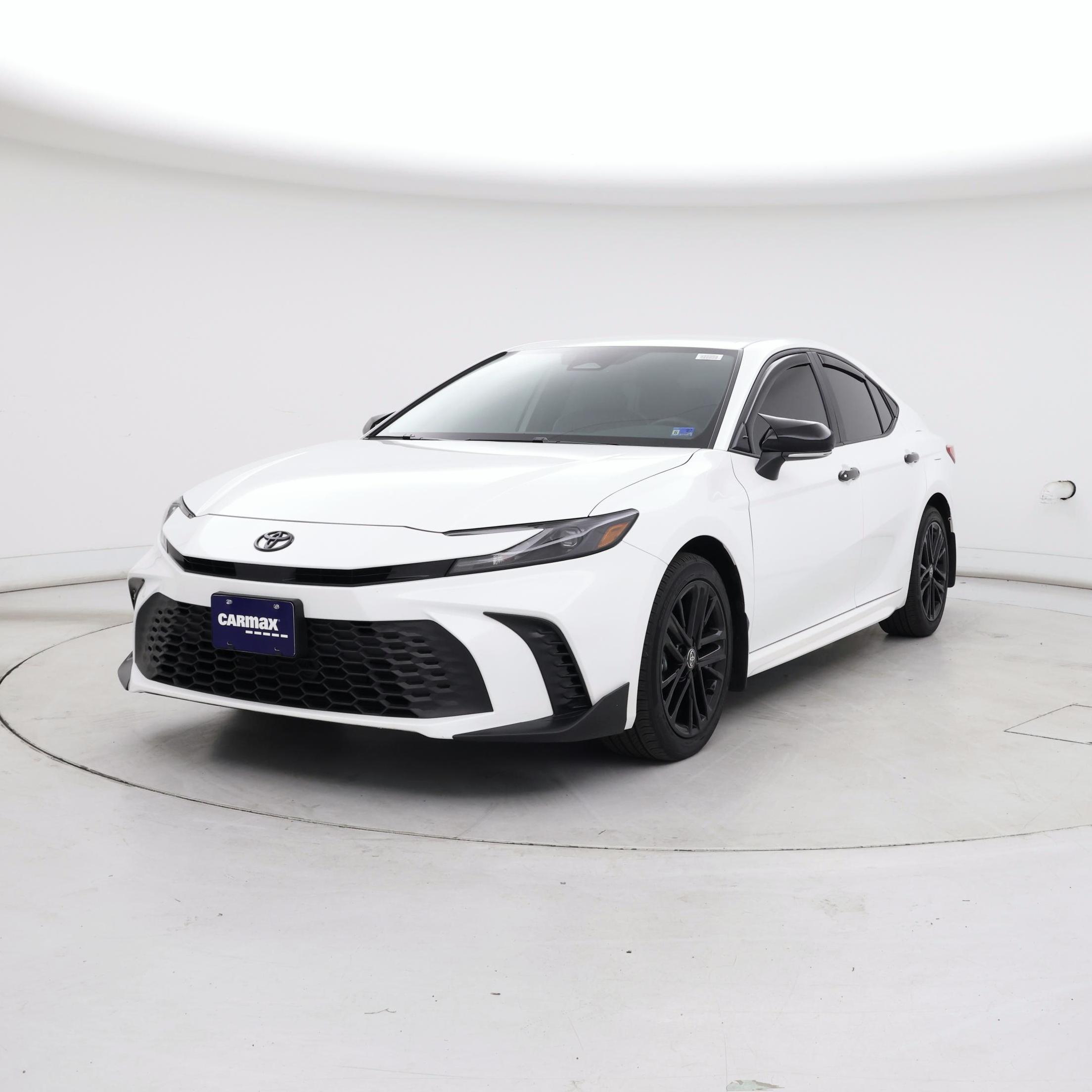 Thumbnail: 2025 Toyota Camry - 4