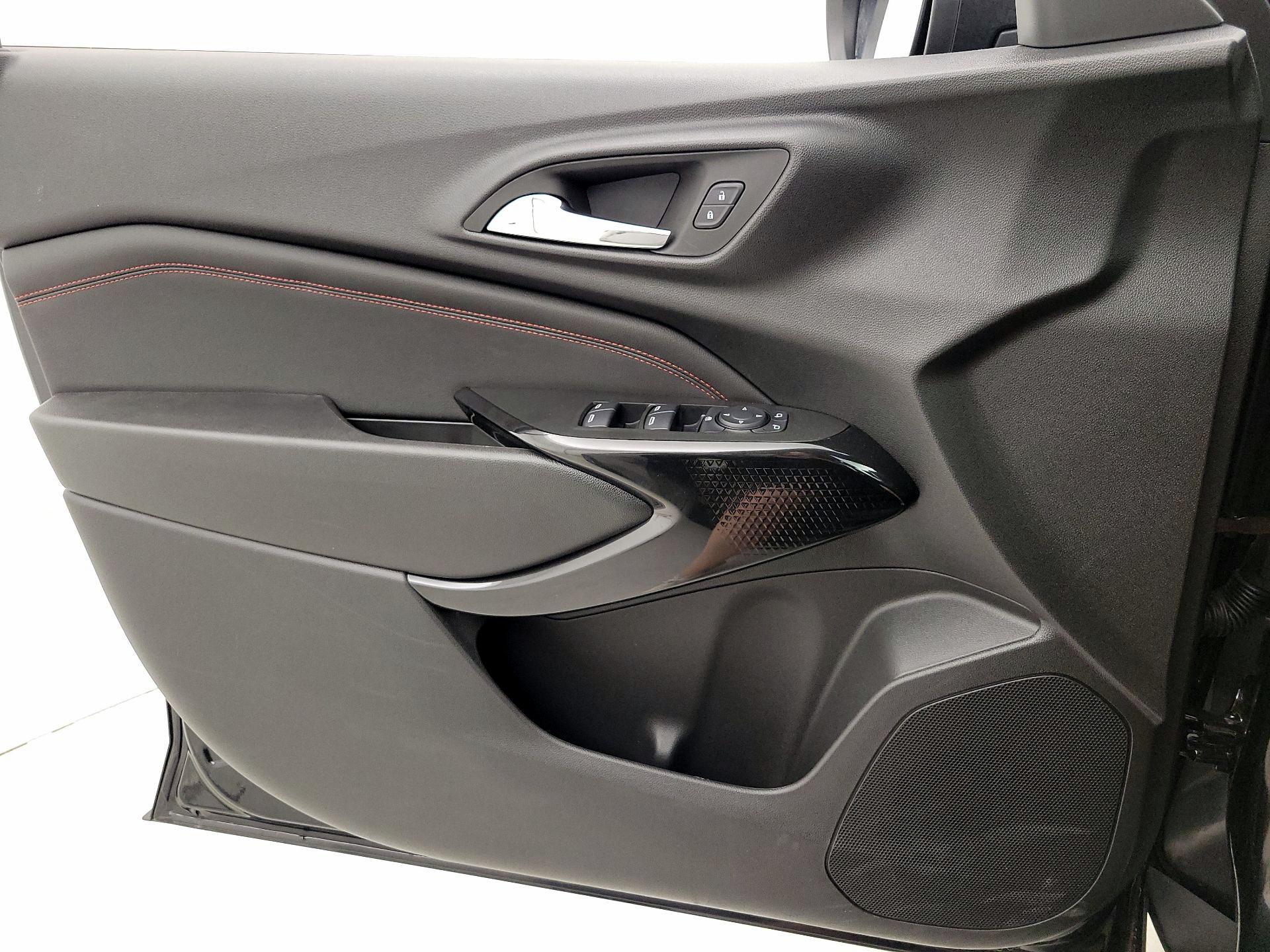 Thumbnail: 2024 Chevrolet Trax - 12