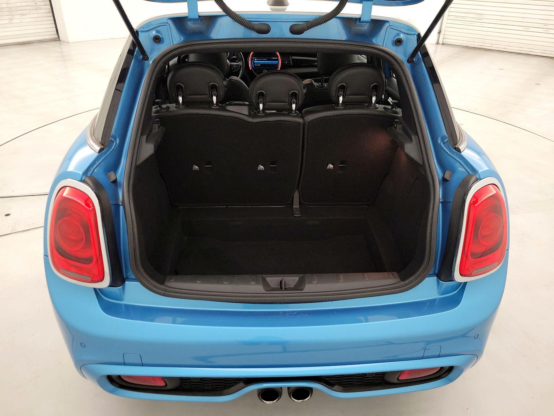 Thumbnail: 2019 MINI Cooper Hardtop - 20