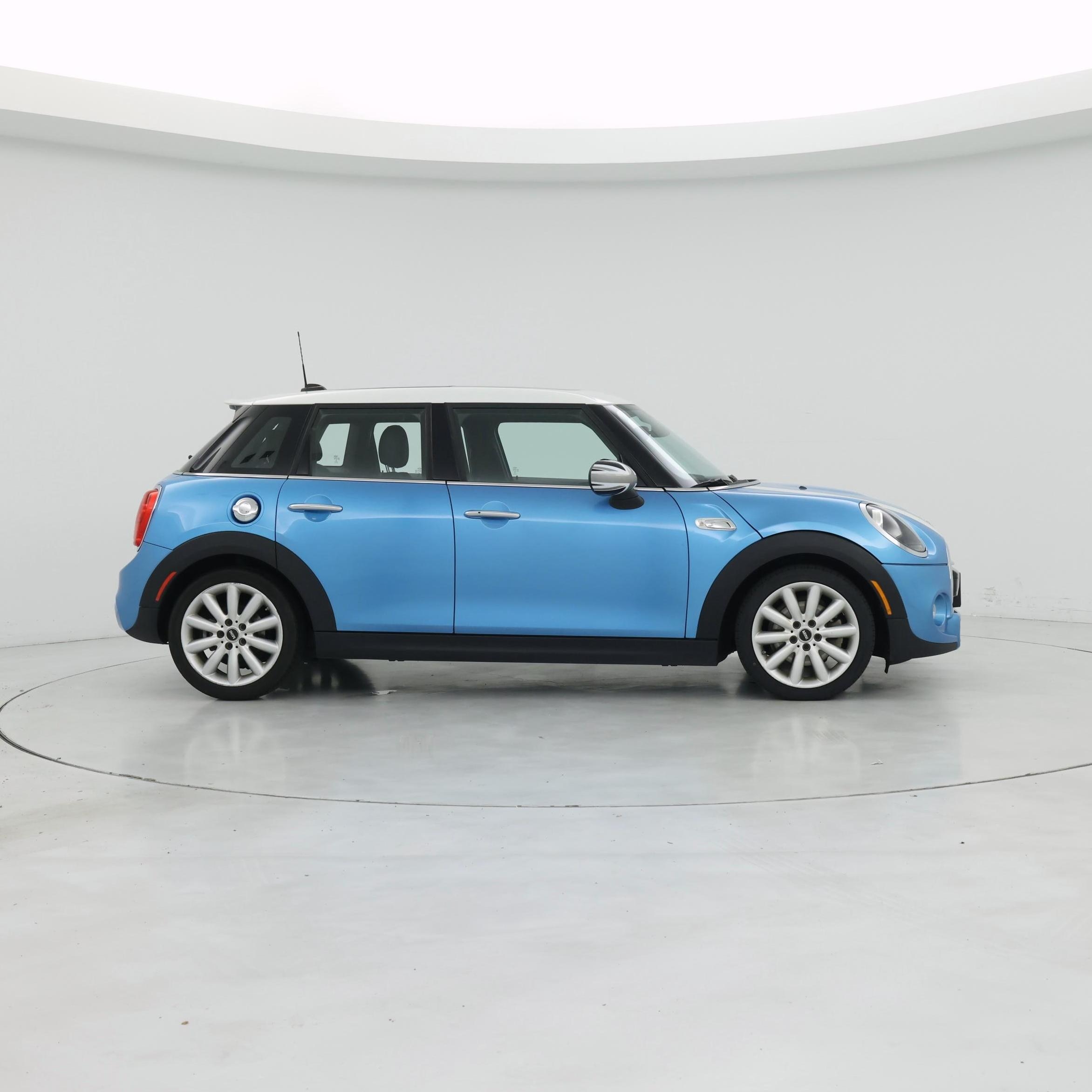 Thumbnail: 2019 MINI Cooper Hardtop - 7