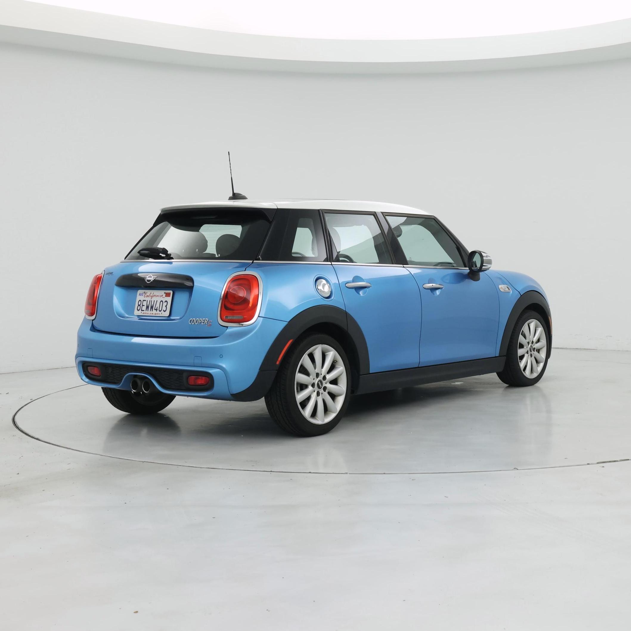 Thumbnail: 2019 MINI Cooper Hardtop - 8