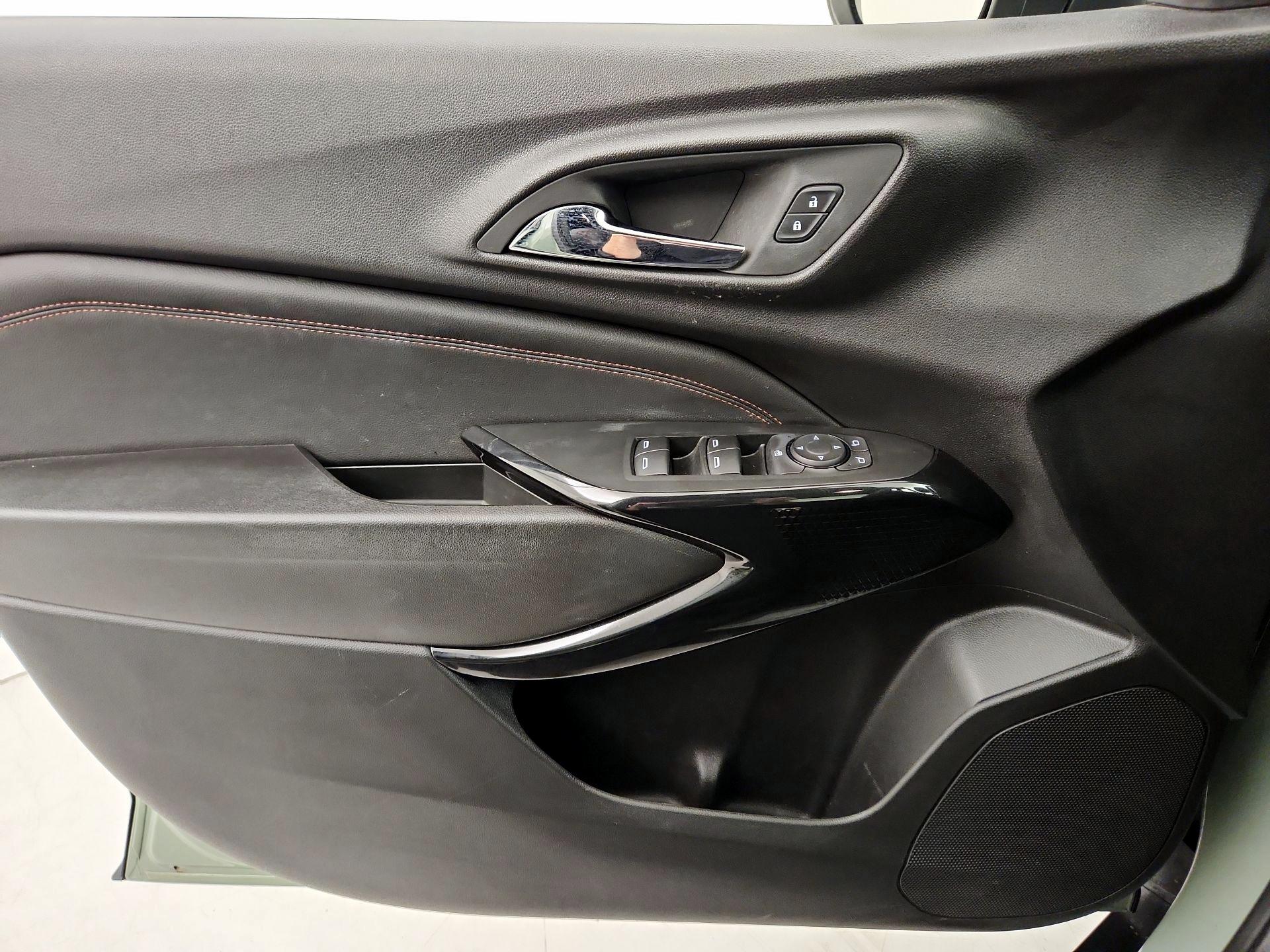 Thumbnail: 2024 Chevrolet Trax - 12