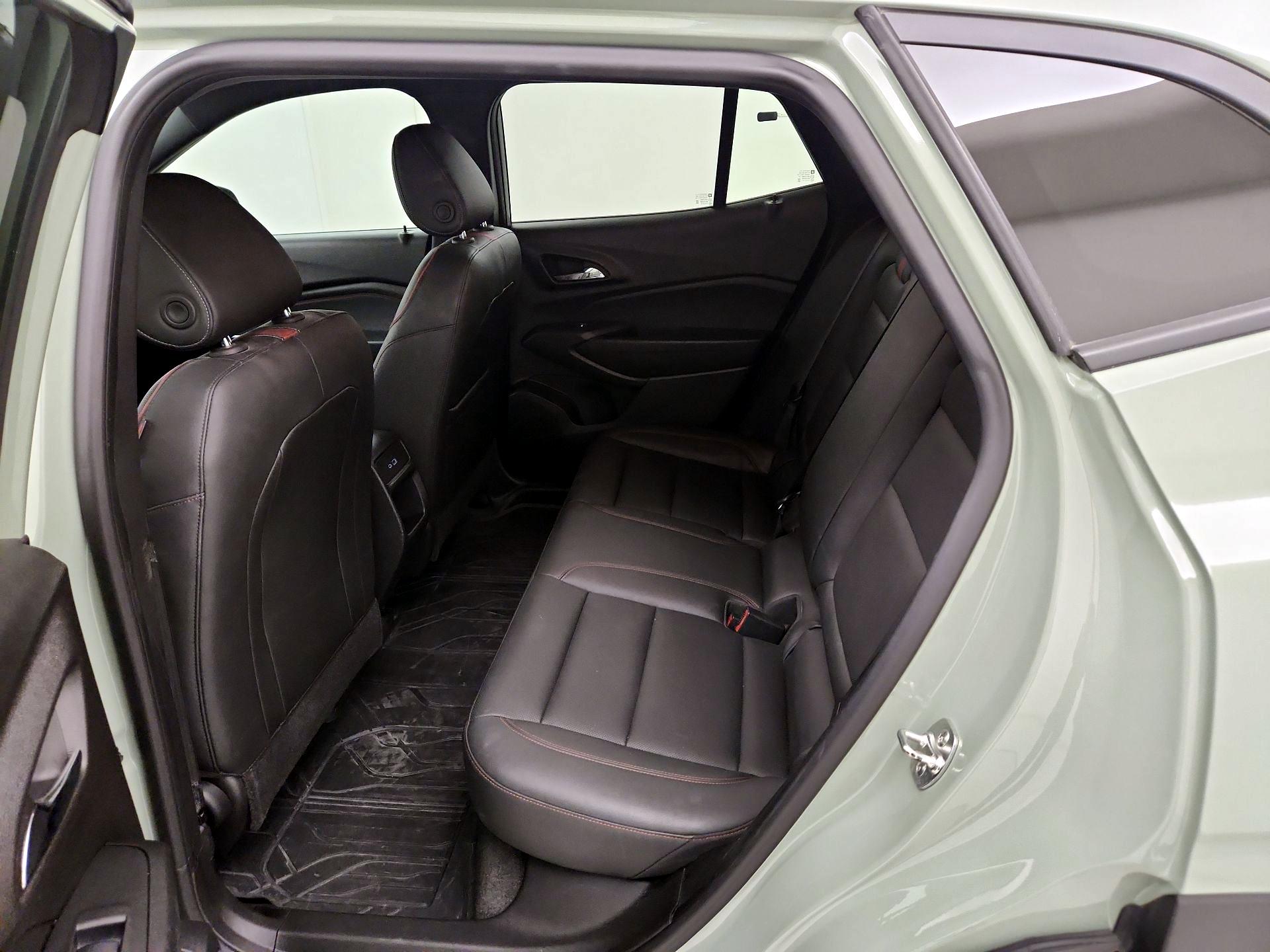 Thumbnail: 2024 Chevrolet Trax - 19