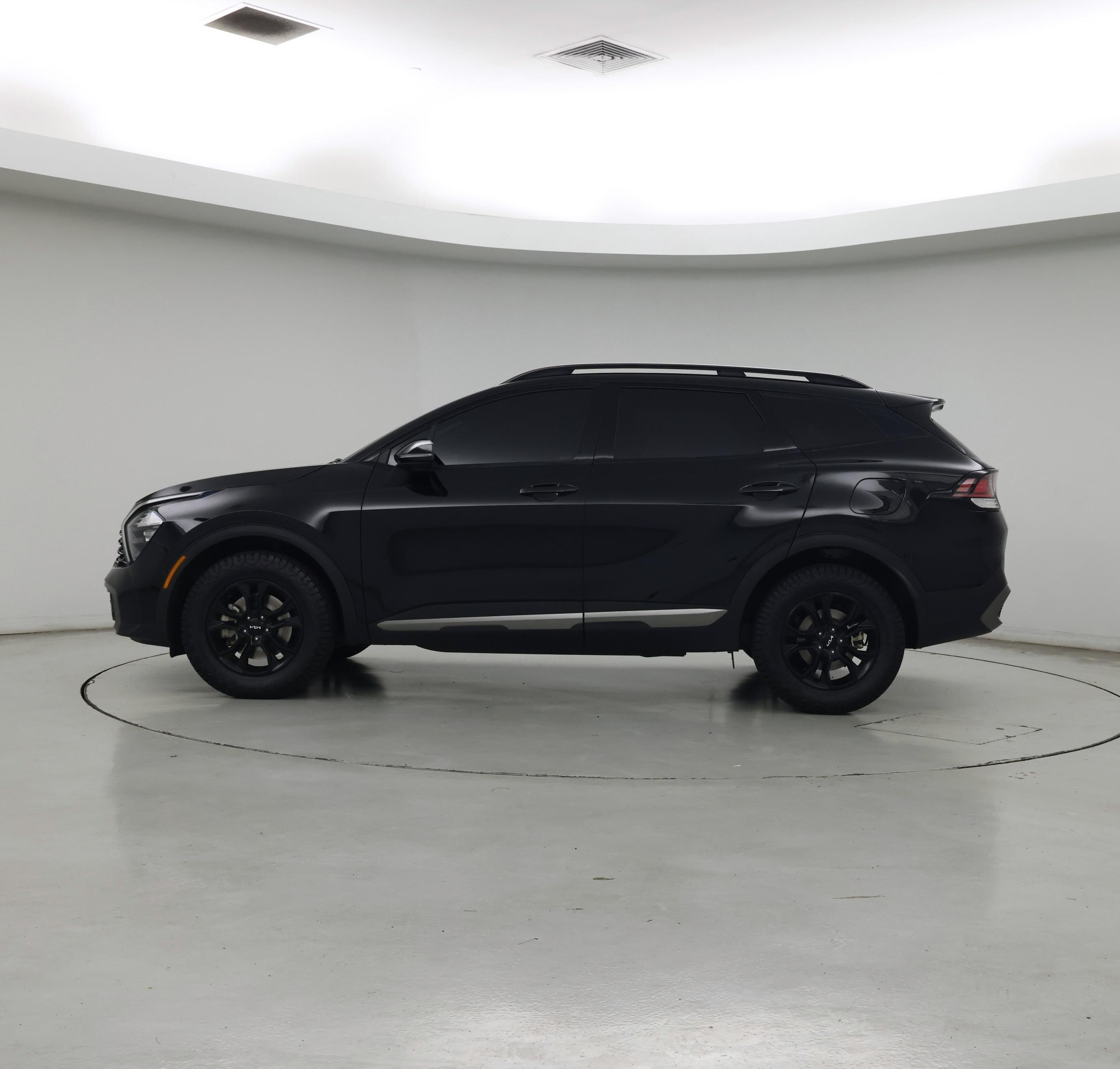 Thumbnail: 2023 Kia Sportage - 3