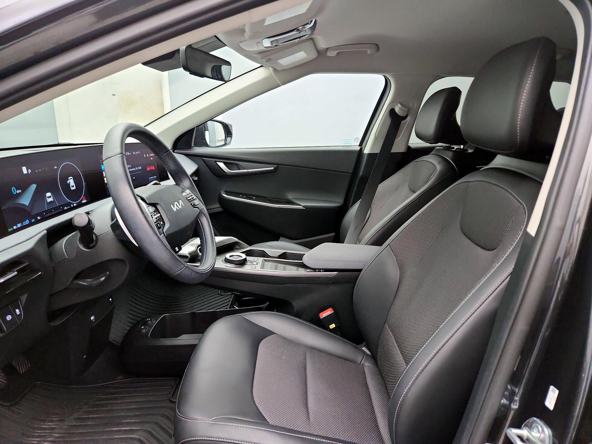 Thumbnail: 2024 Kia EV6 - 11