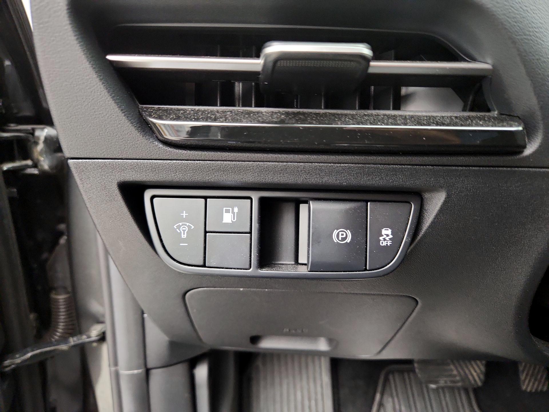 Thumbnail: 2024 Kia EV6 - 13