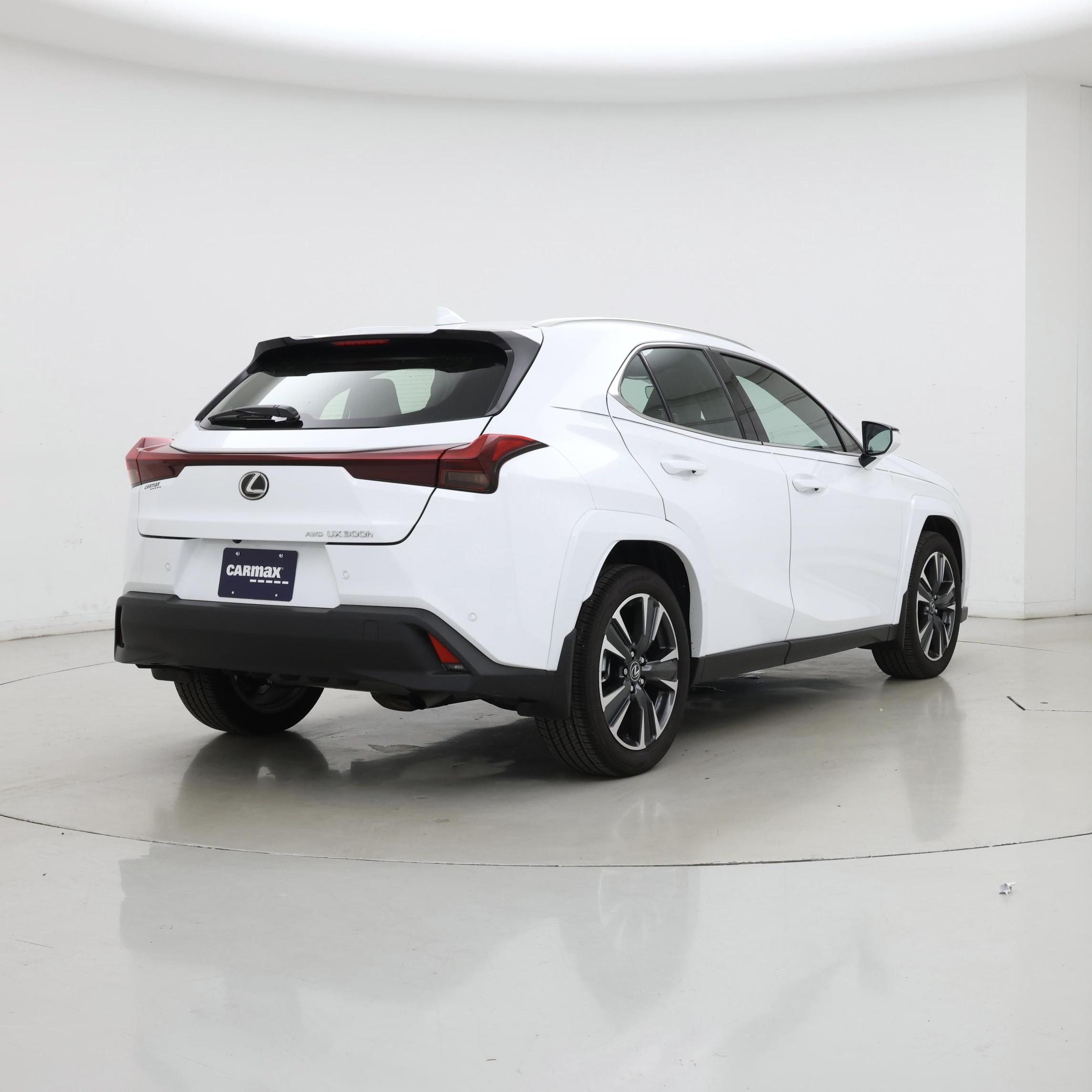 Thumbnail: 2026 Lexus UX - 8