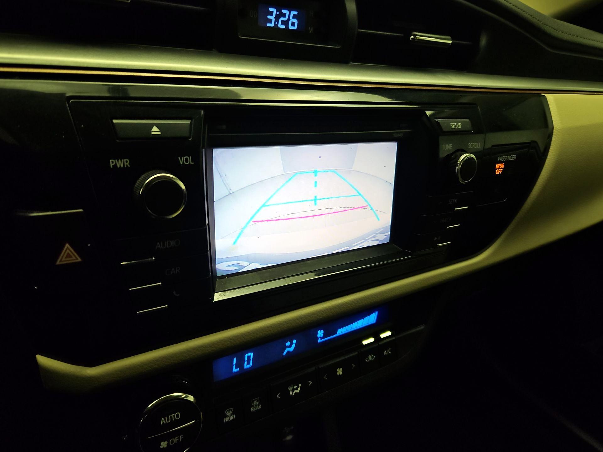 Thumbnail: 2014 Toyota Corolla - 14