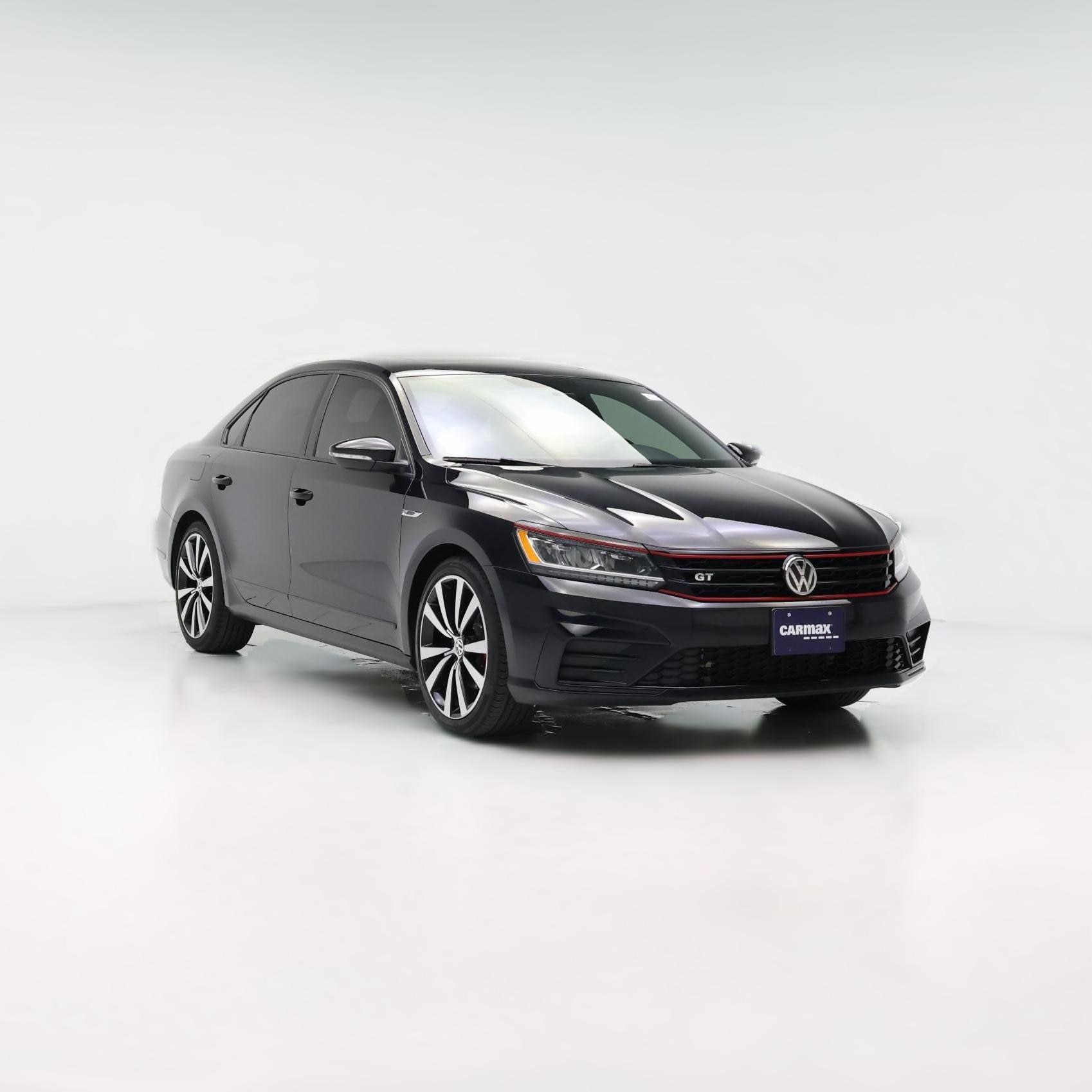 Thumbnail: 2018 Volkswagen Passat - 1