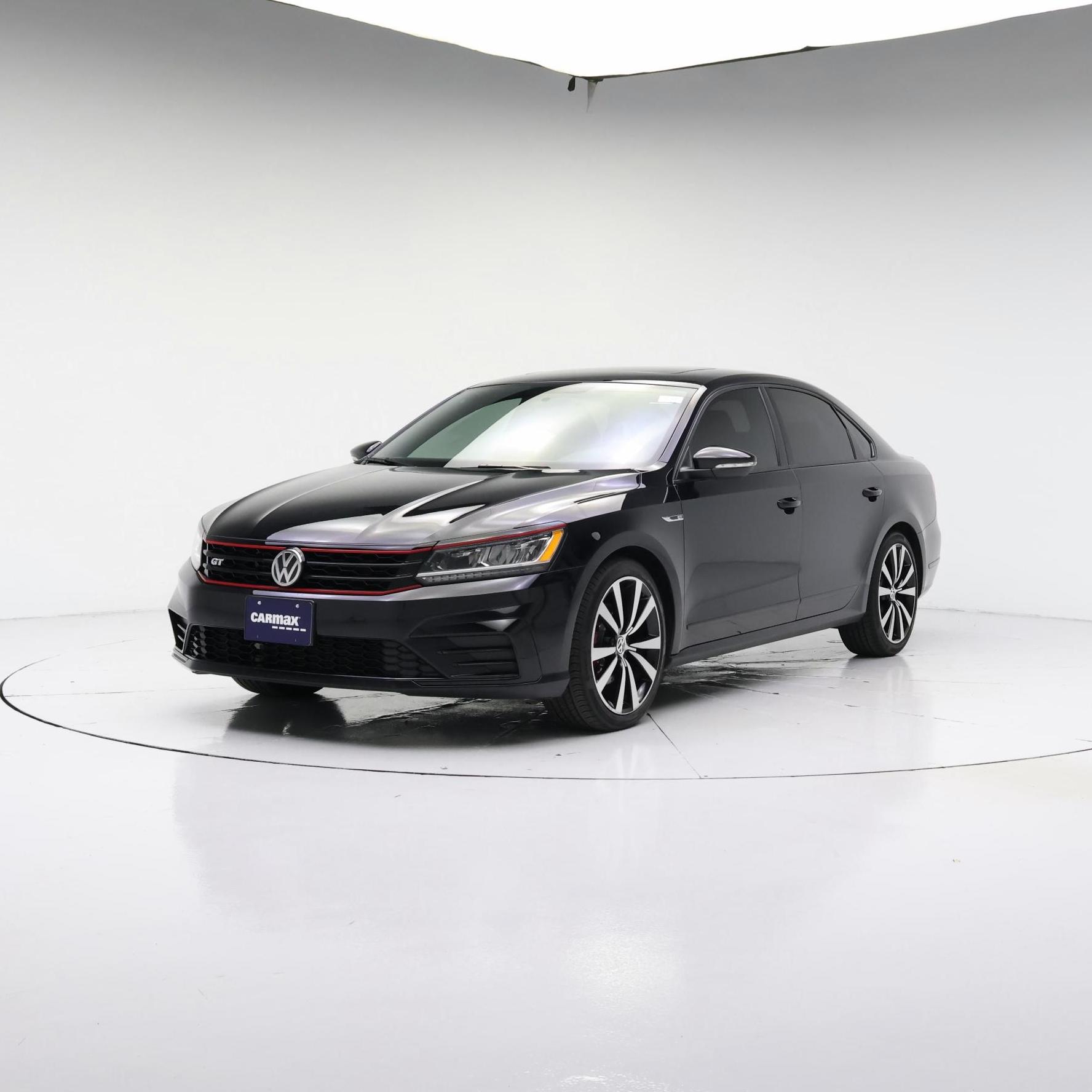 Thumbnail: 2018 Volkswagen Passat - 4