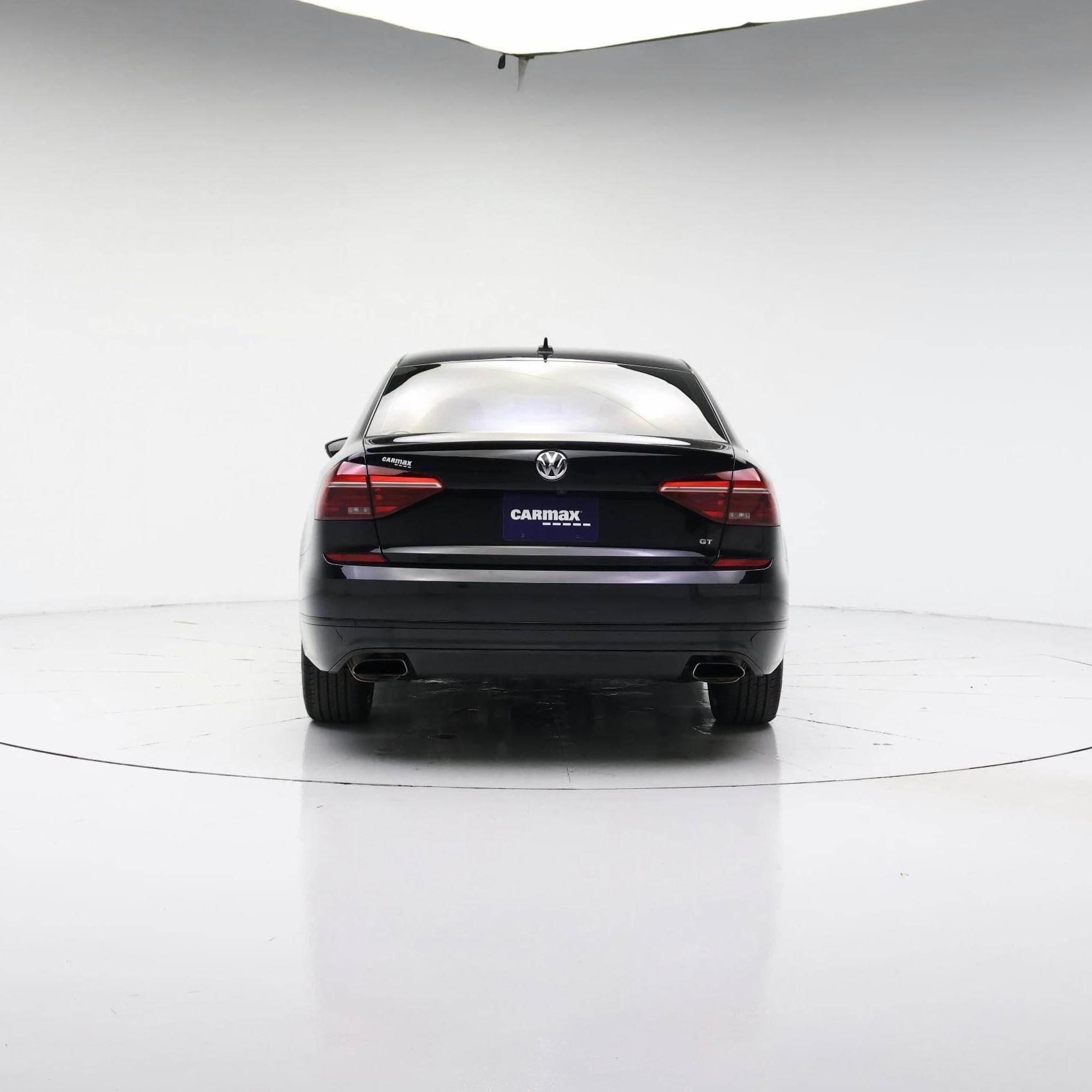 Thumbnail: 2018 Volkswagen Passat - 6