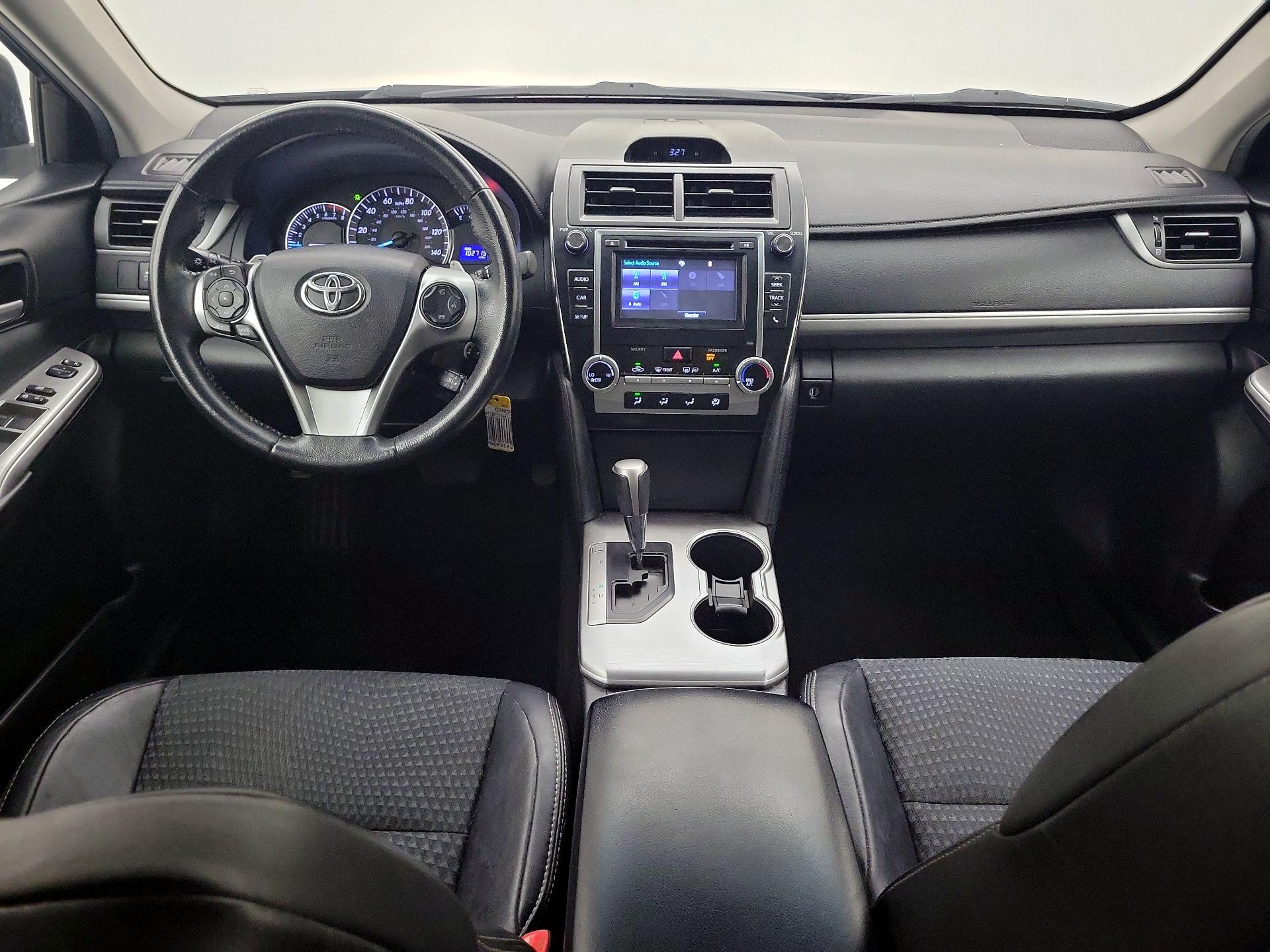 Thumbnail: 2014 Toyota Camry - 9