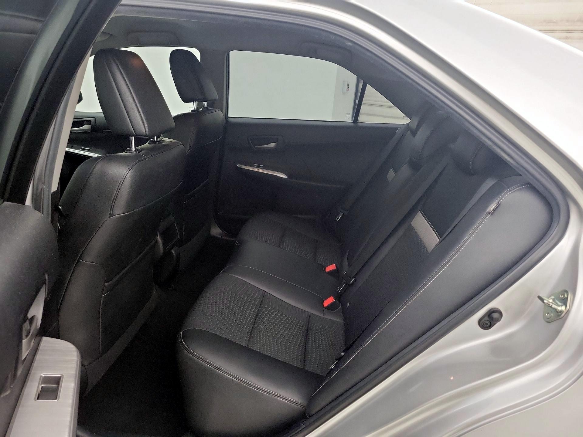 Thumbnail: 2014 Toyota Camry - 19
