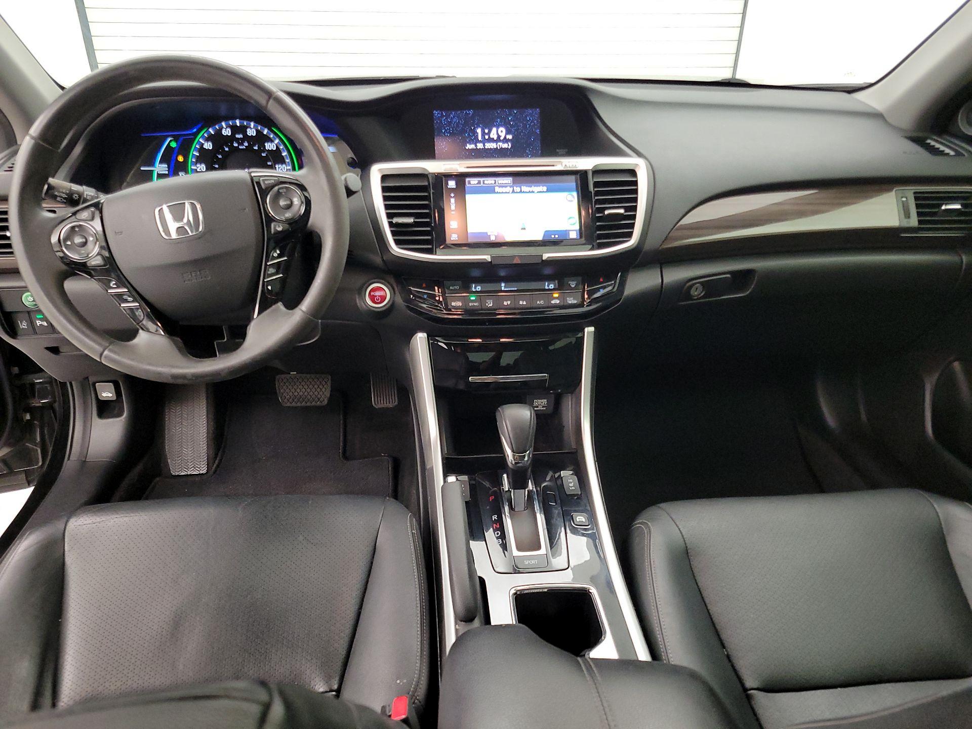 Thumbnail: 2017 Honda Accord - 9