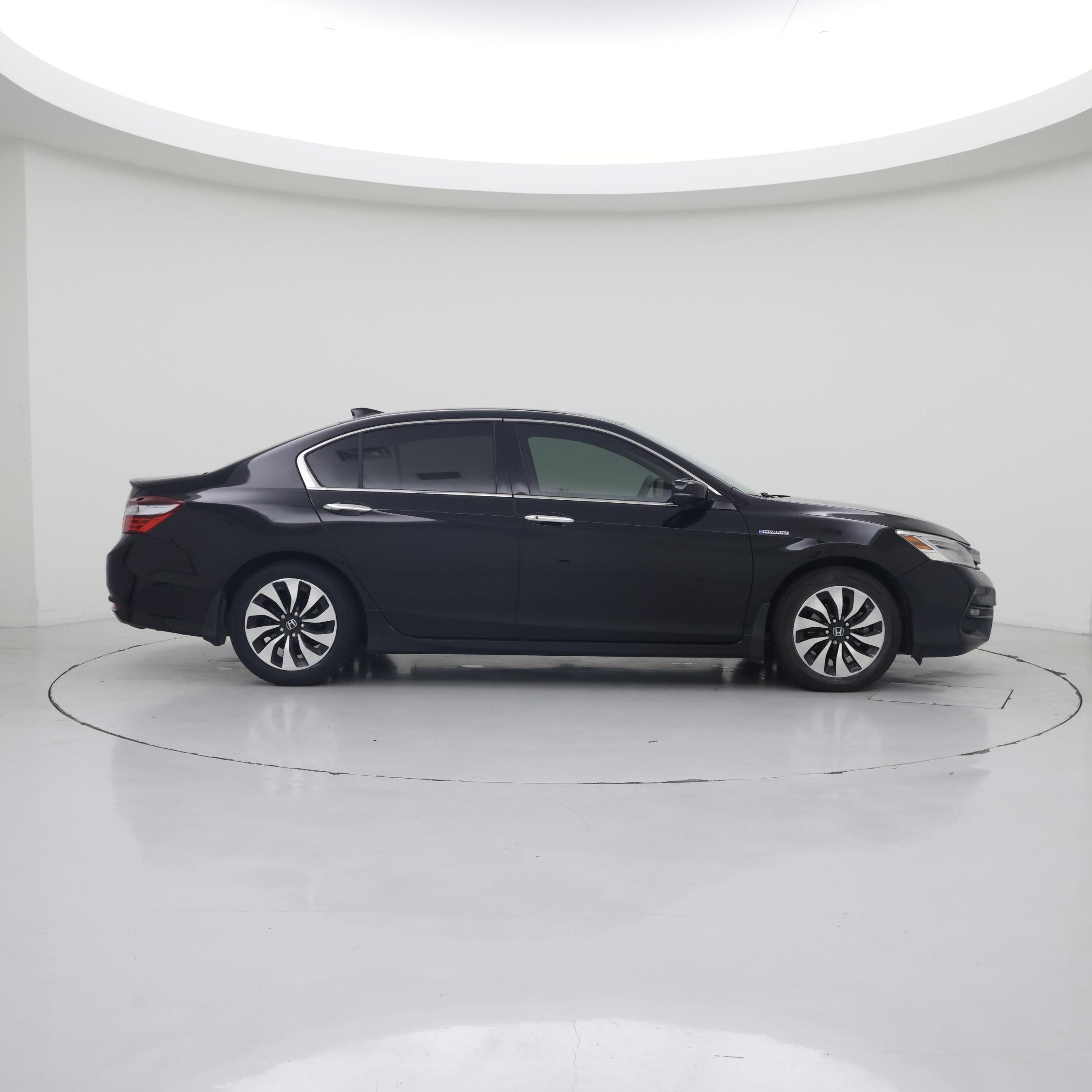 Thumbnail: 2017 Honda Accord - 7