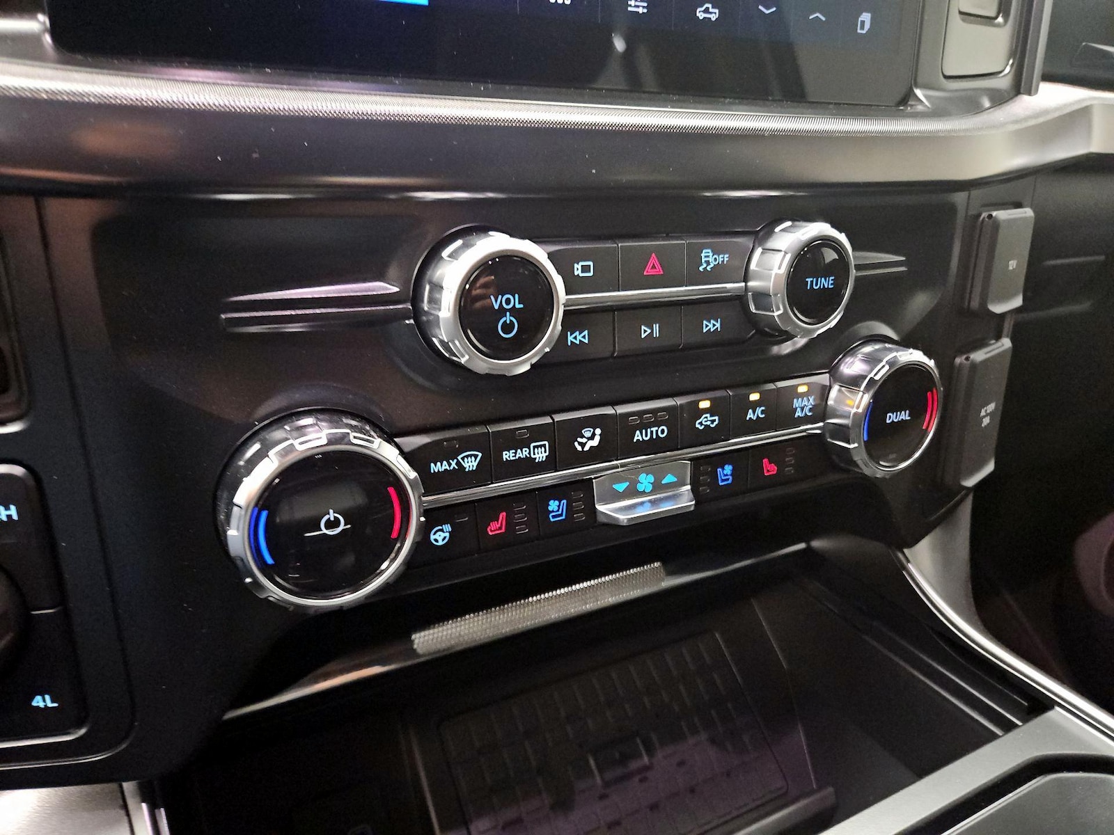 2026 Ford F-150 Tremor - Photo 18