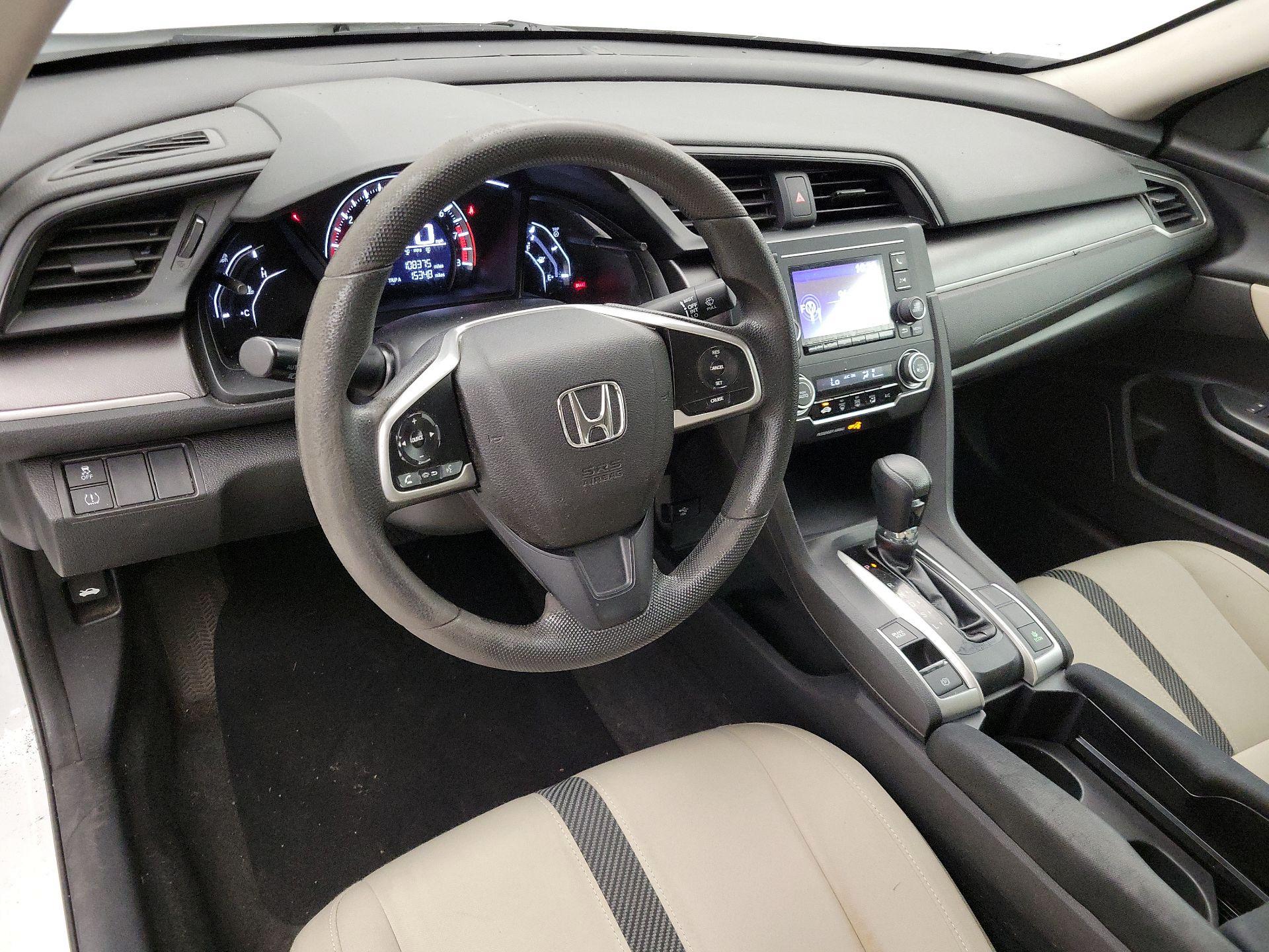 Thumbnail: 2016 Honda Civic - 9